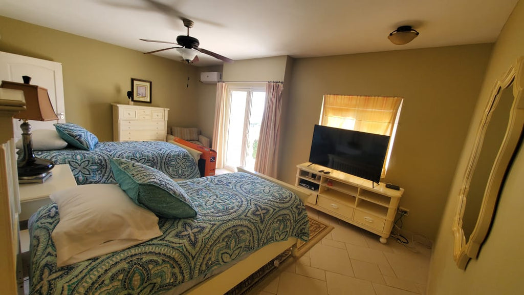 Star Villa, Red Pond