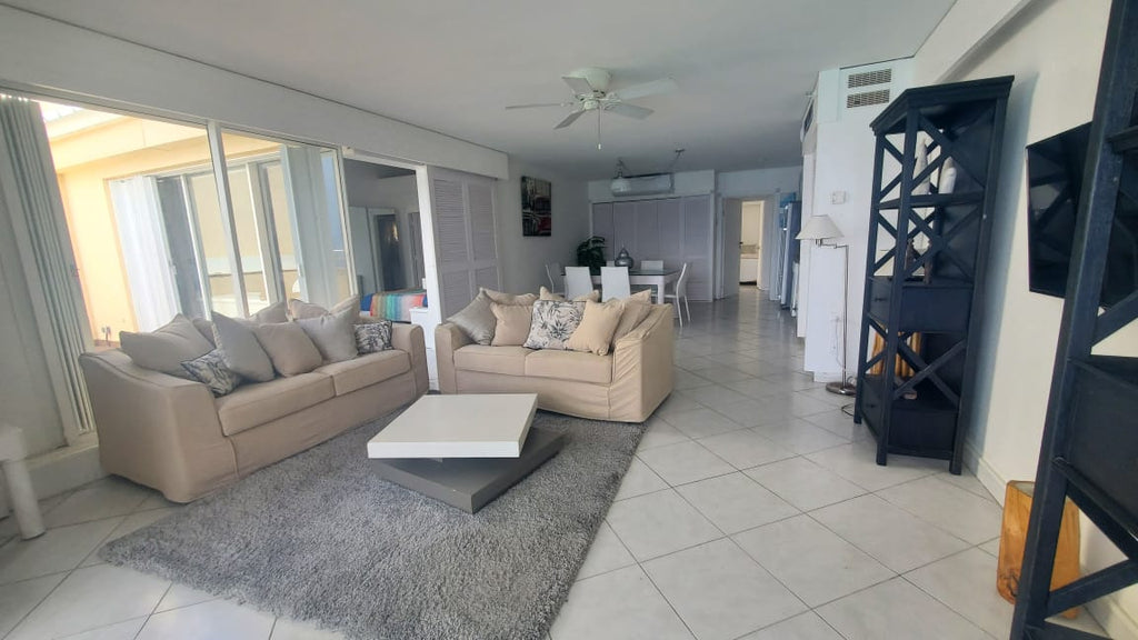 Reduced! Deep Blue Penthouse, Sapphire Beach Club