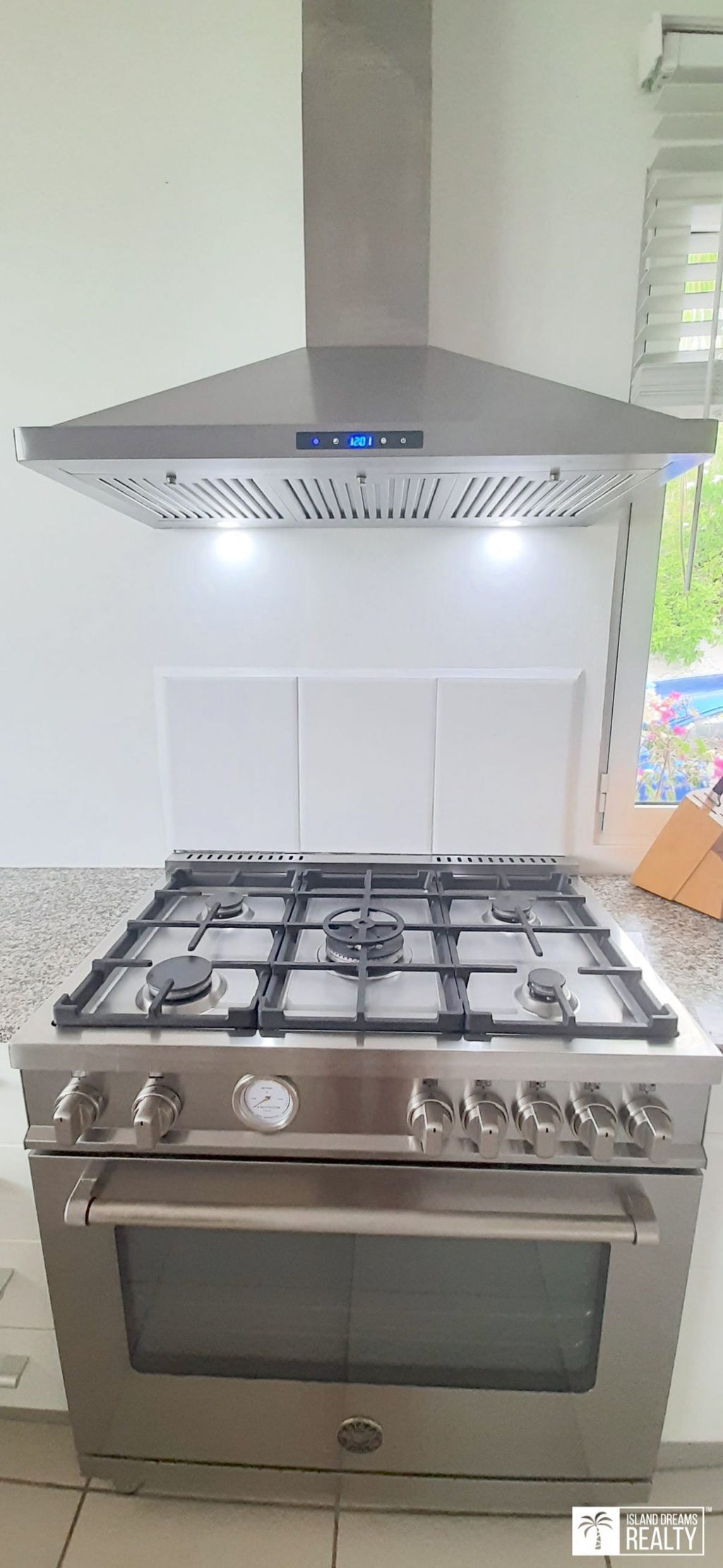 Villa Beau Soleil – Oyster Pond, Sint Maarten