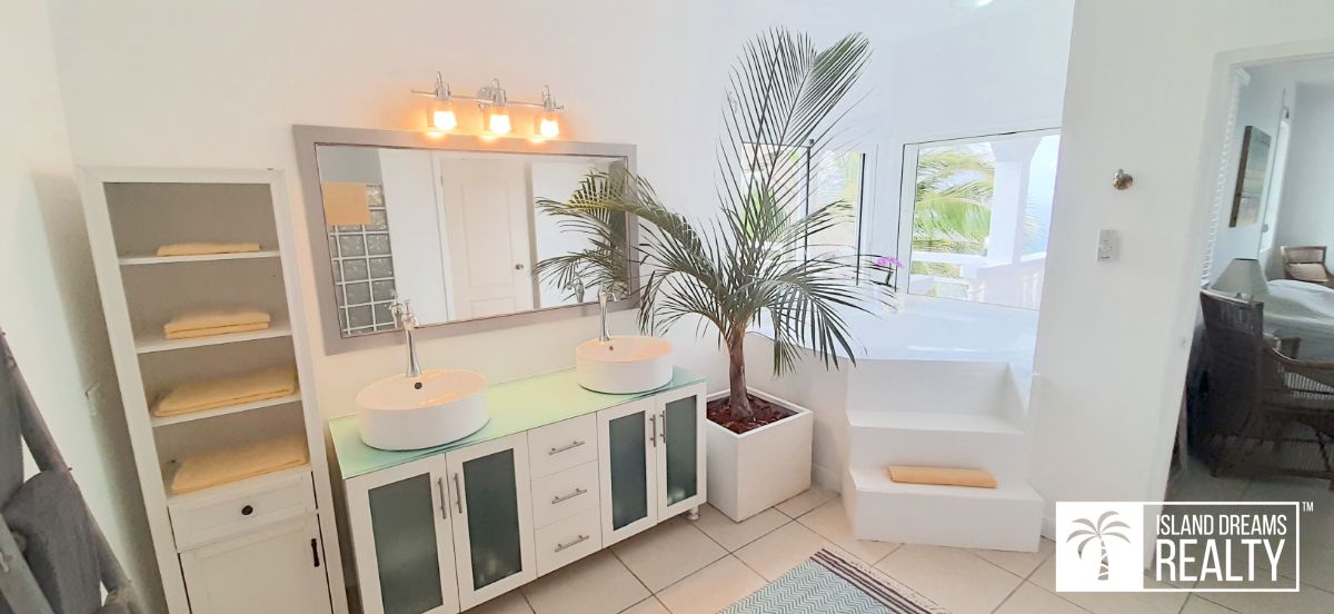 Villa Beau Soleil – Oyster Pond, Sint Maarten