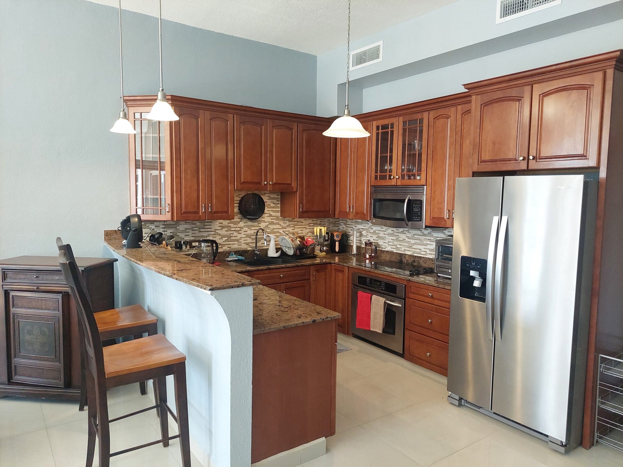 REDUCED! Rainbow Beach Club TS-7