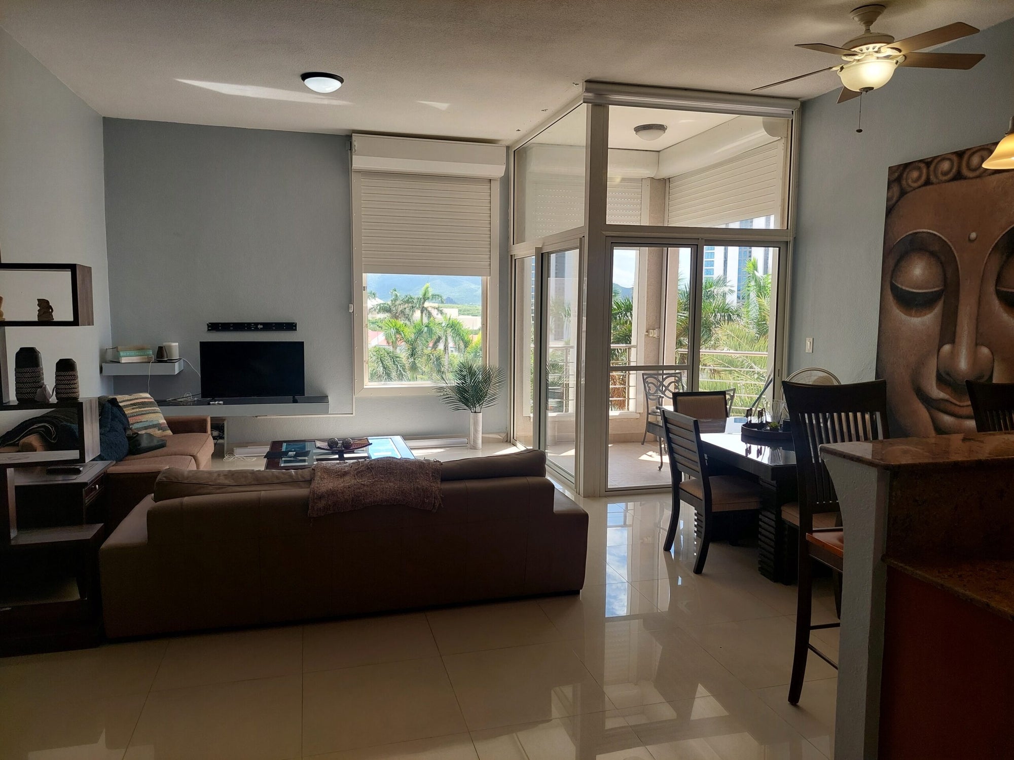 REDUCED! Rainbow Beach Club TS-7