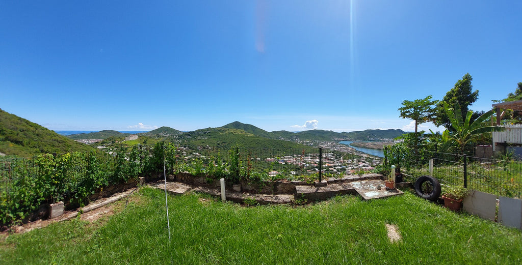 REDUCED! Charming 3-Bedroom Home on Blueberry Hill