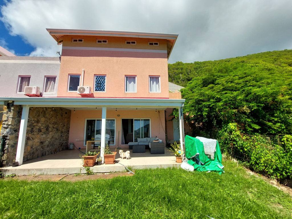 REDUCED! Charming 3-Bedroom Home on Blueberry Hill