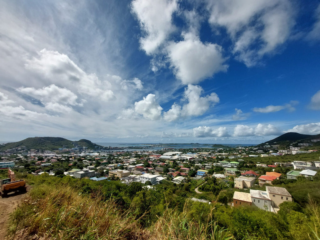 Large Cole Bay Lot – Sentry Hill