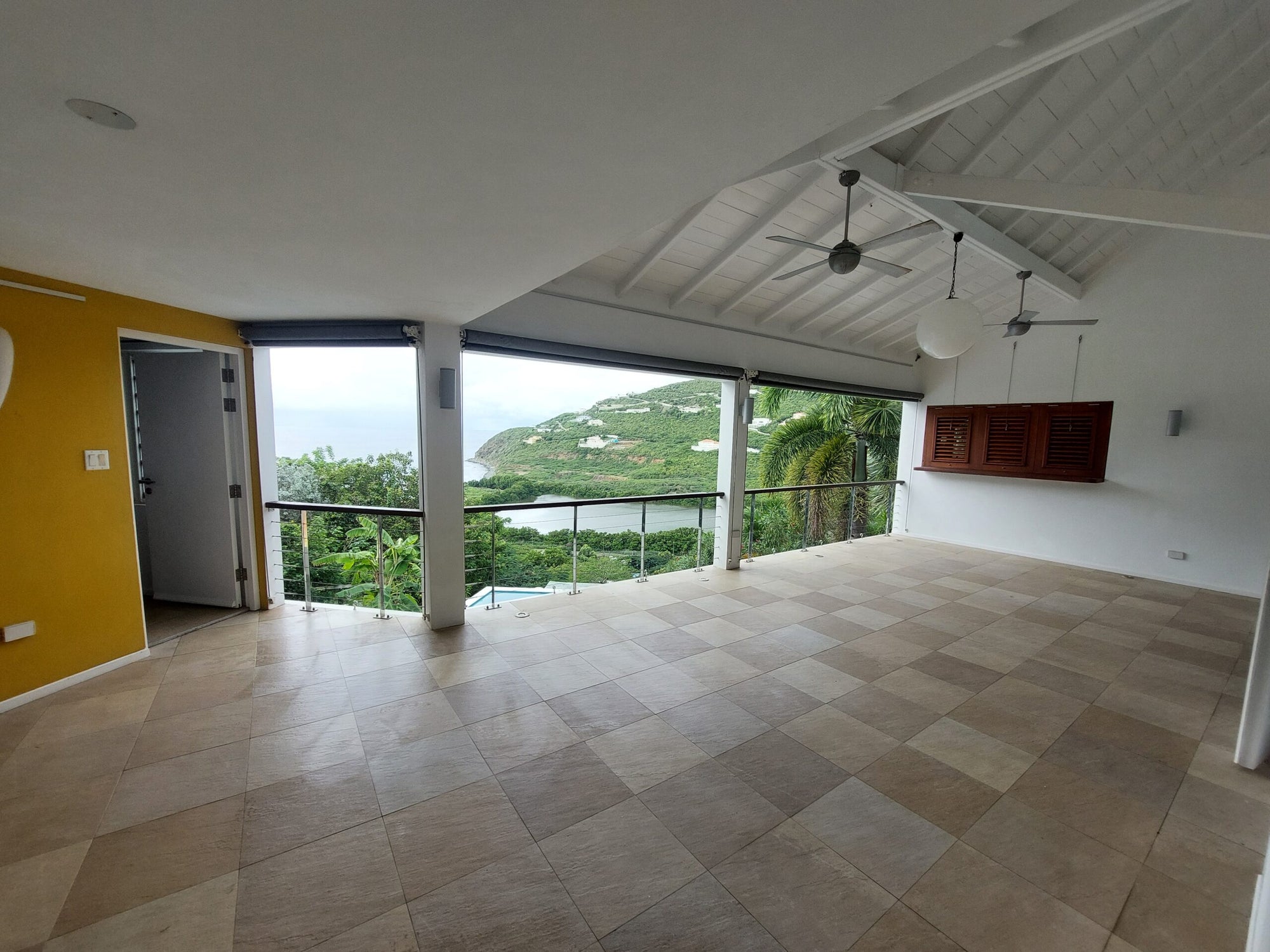 Blue Villa – Belair