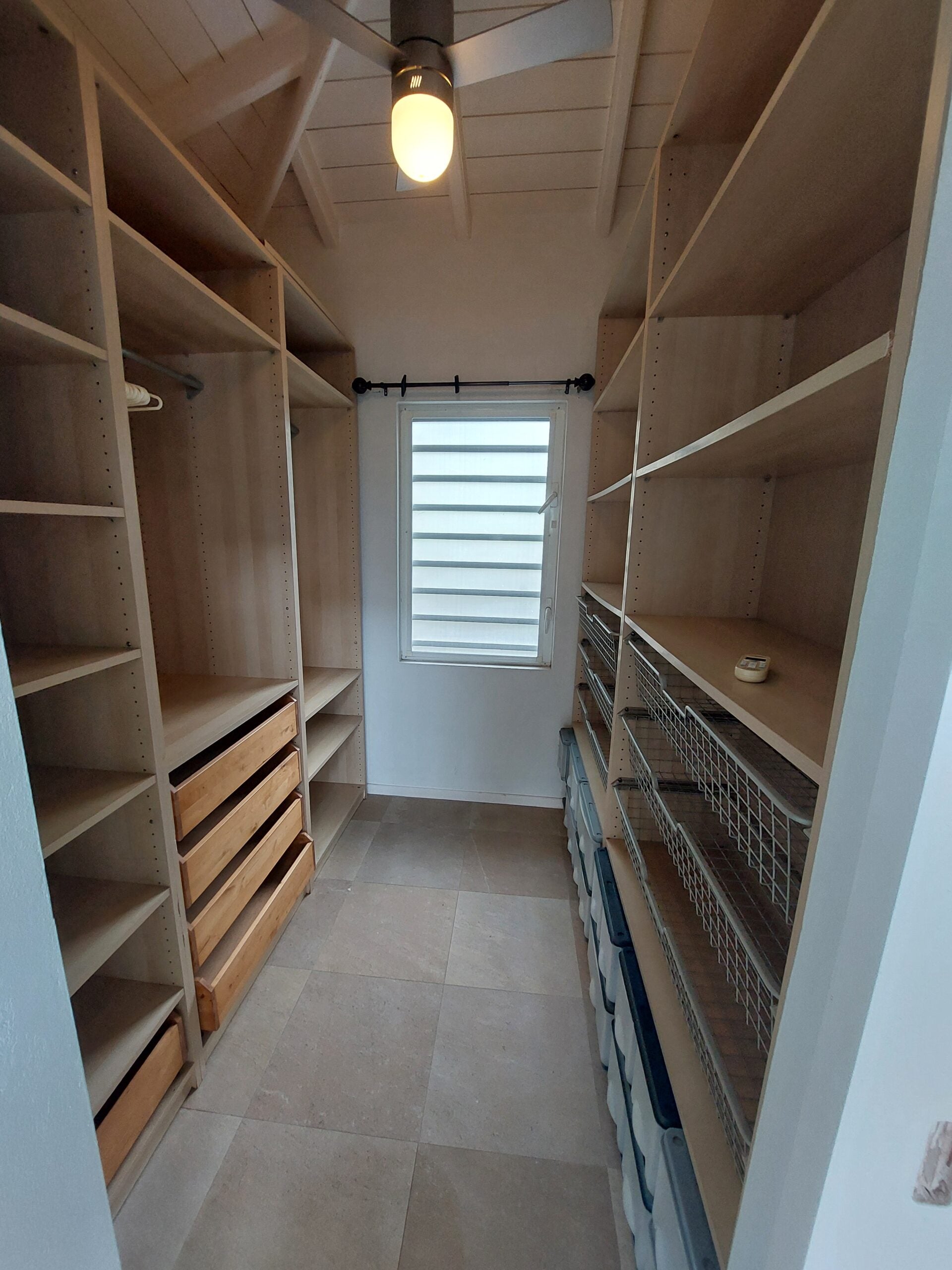 Blue Villa – Belair