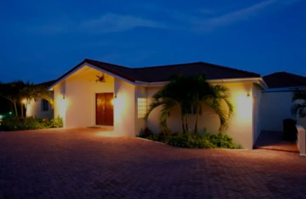 Star Villa, Red Pond