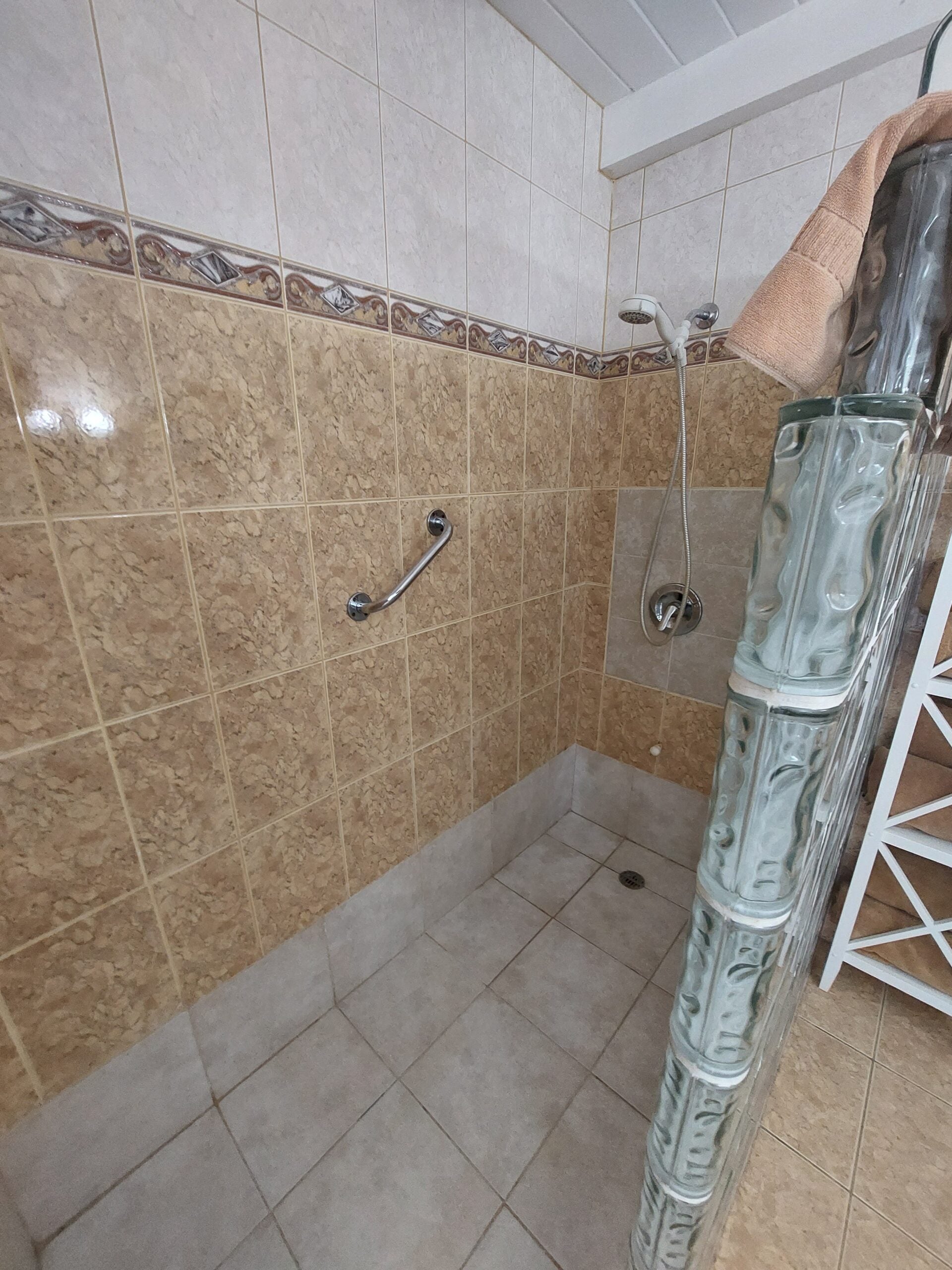 REDUCED! Great Bay Villas #6