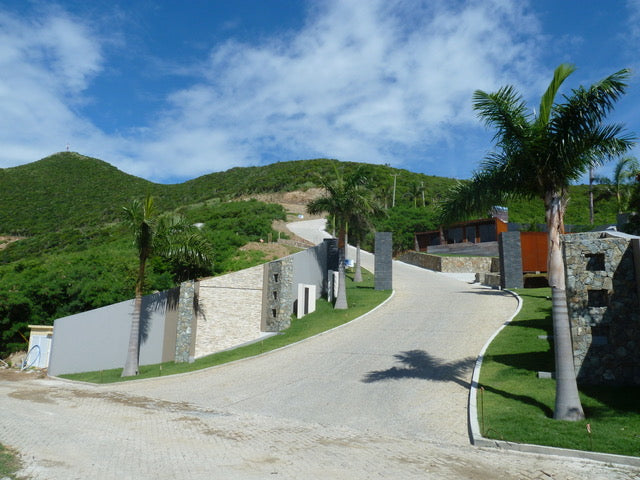Mandara Ultra Luxury Residences overlooking St. Barts