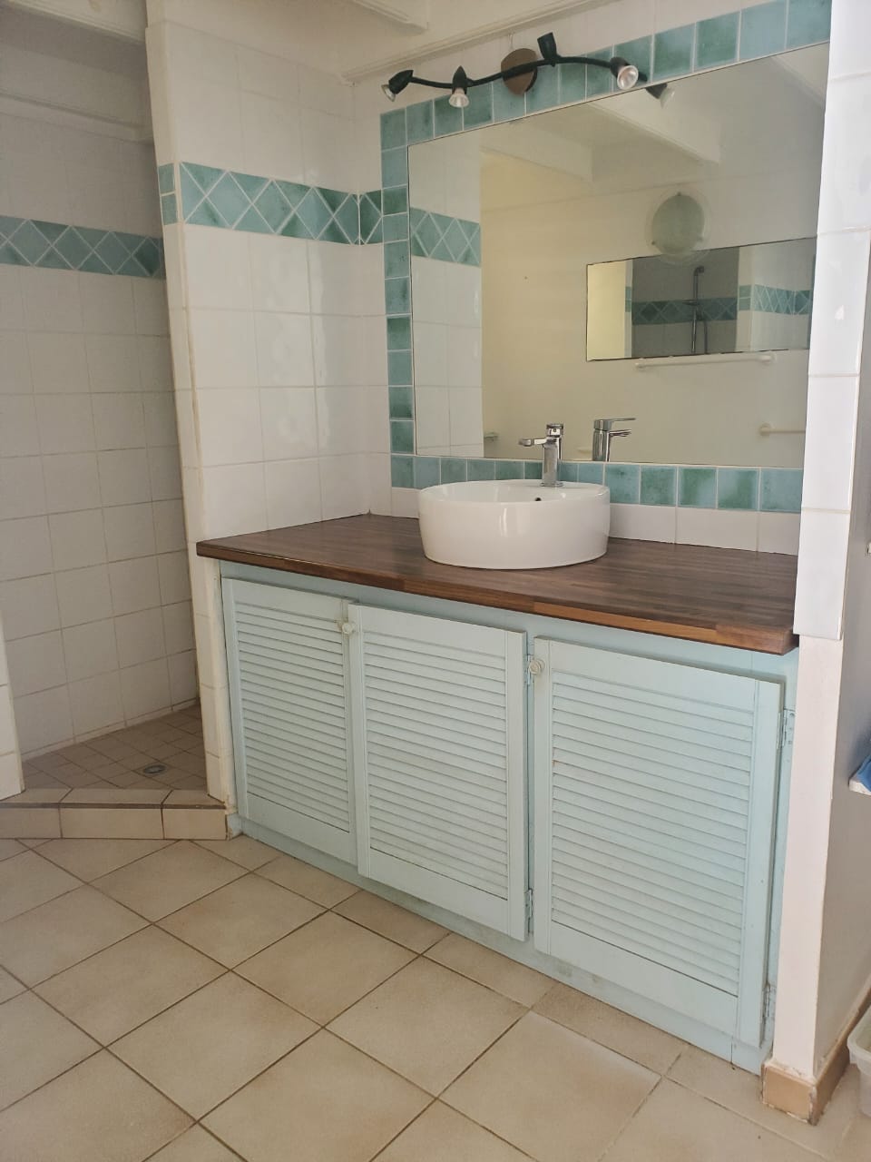 French Oyster Pond Home