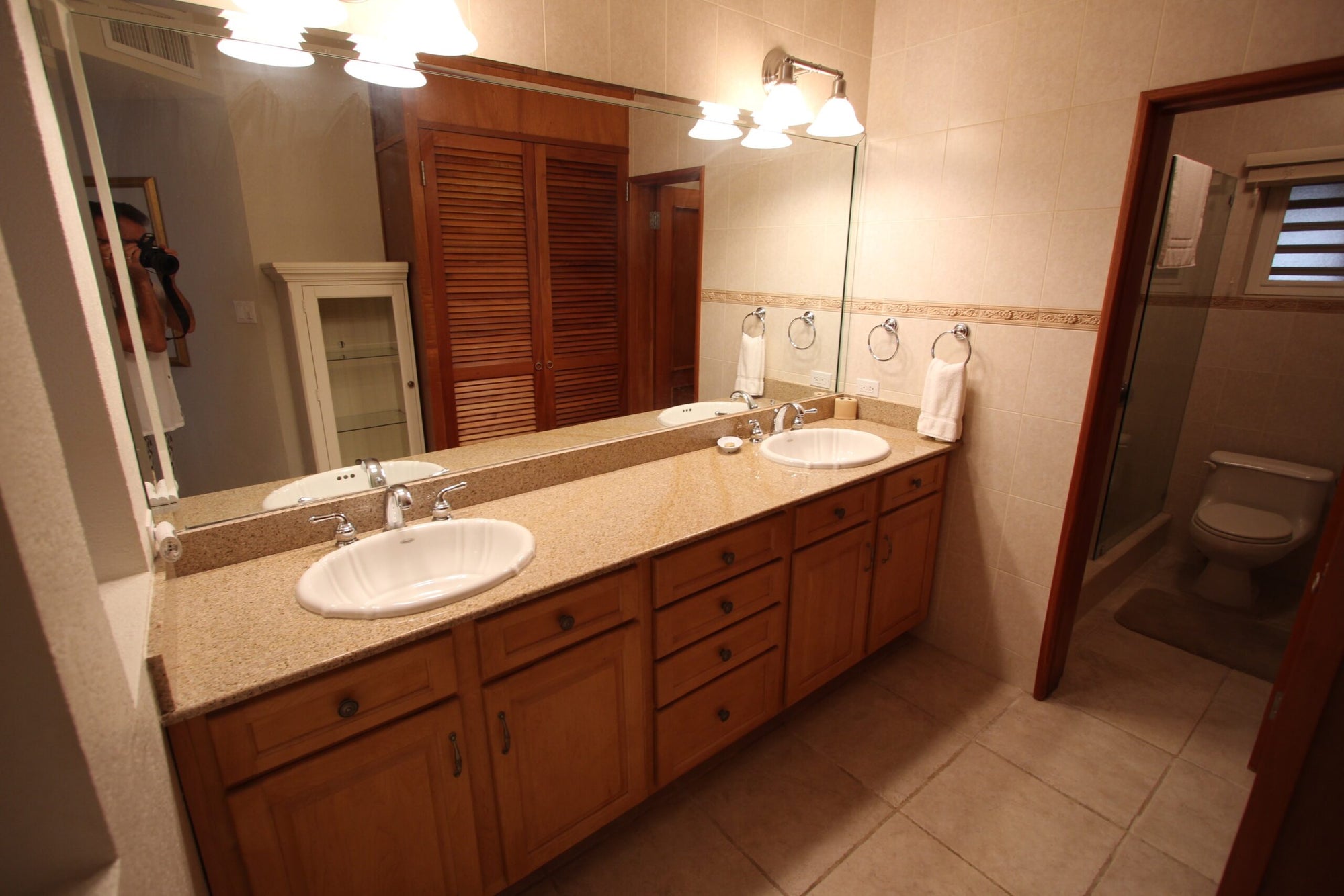 Rainbow Beach Club 8W