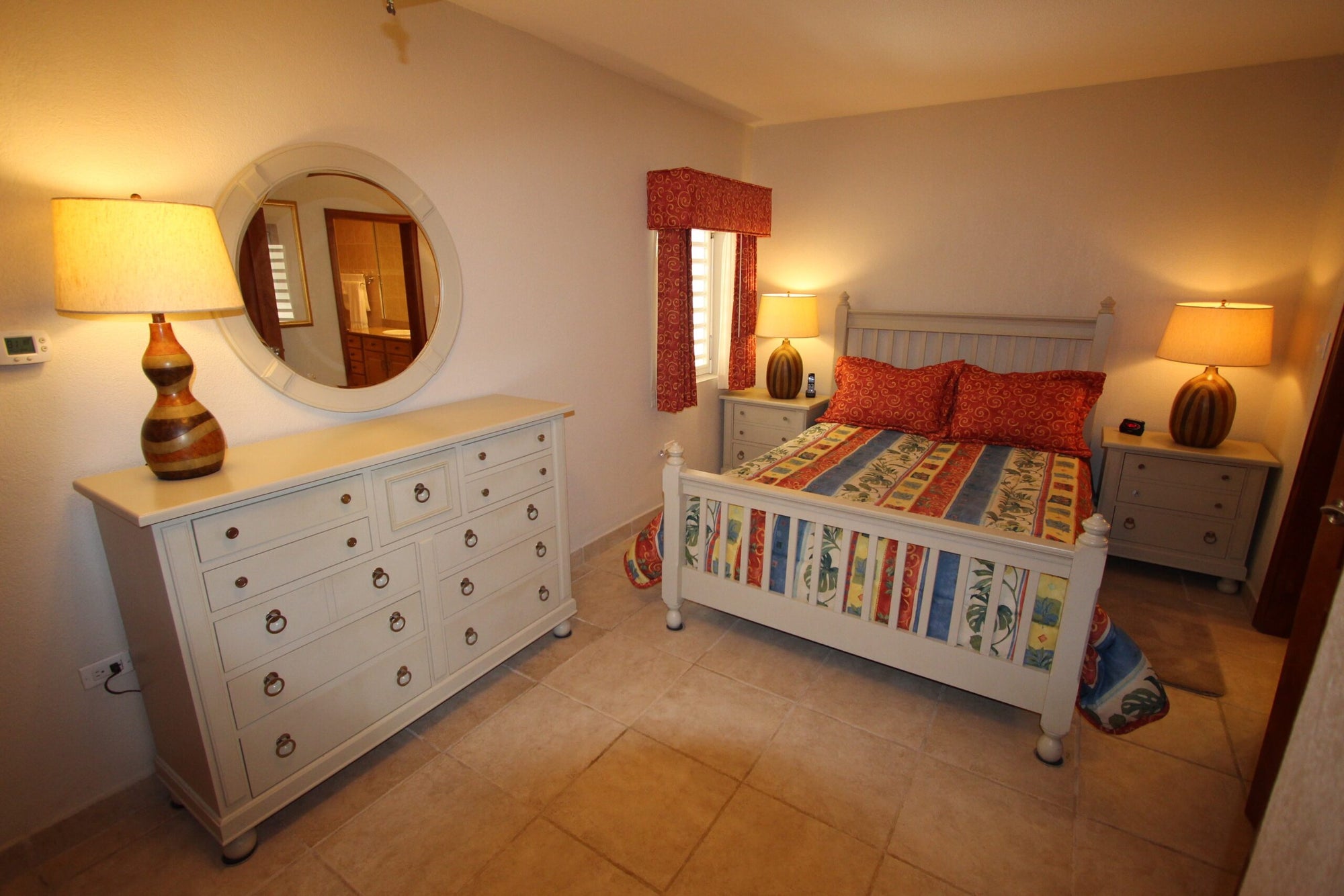 Rainbow Beach Club 8W