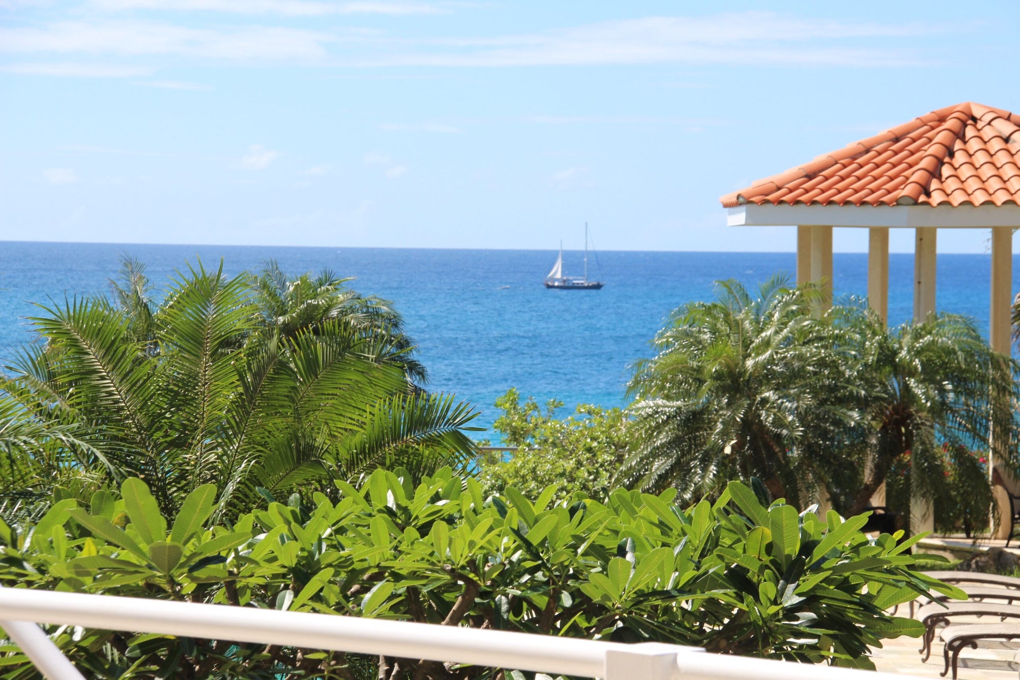 Rainbow Beach Club 8W