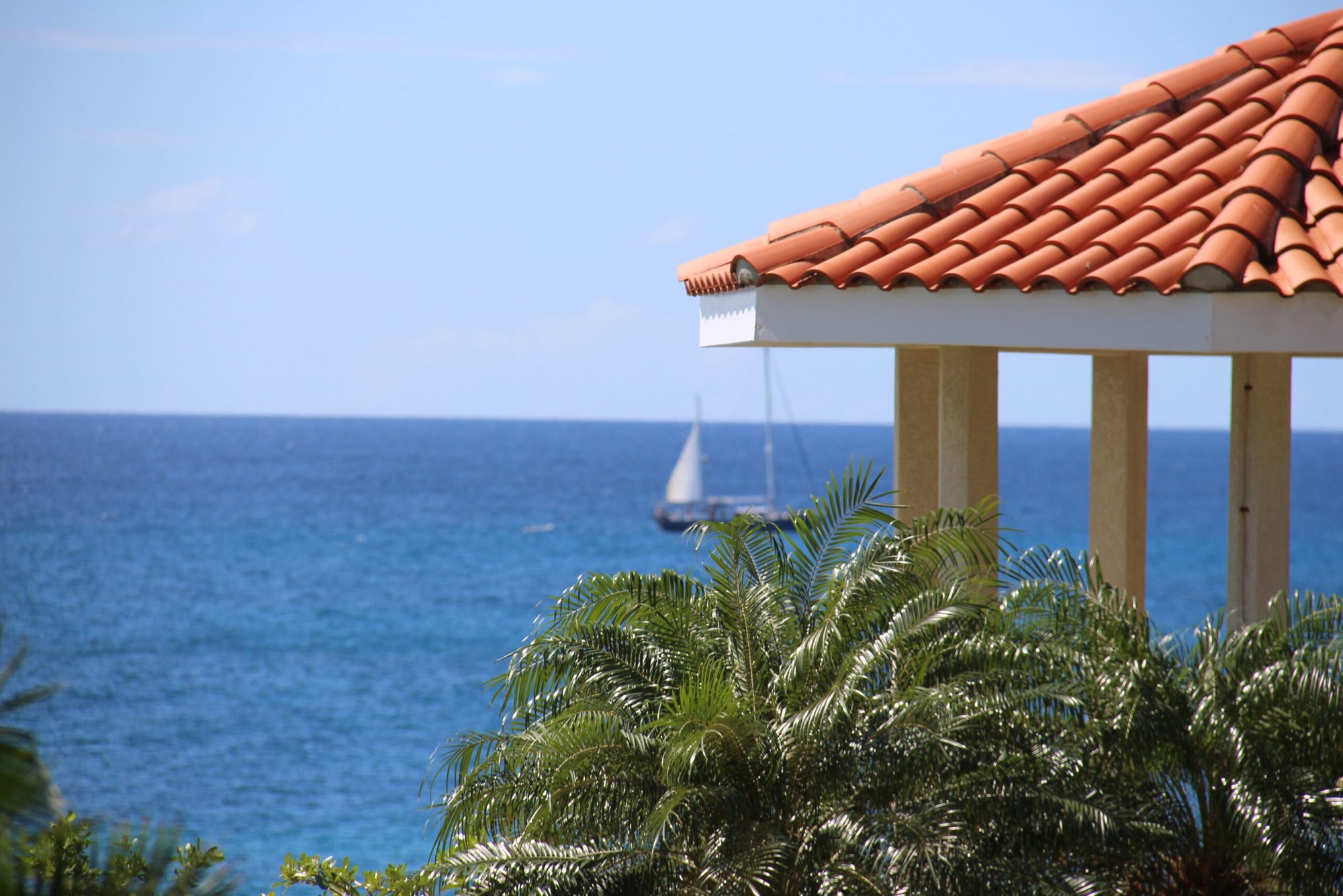 Rainbow Beach Club 8W