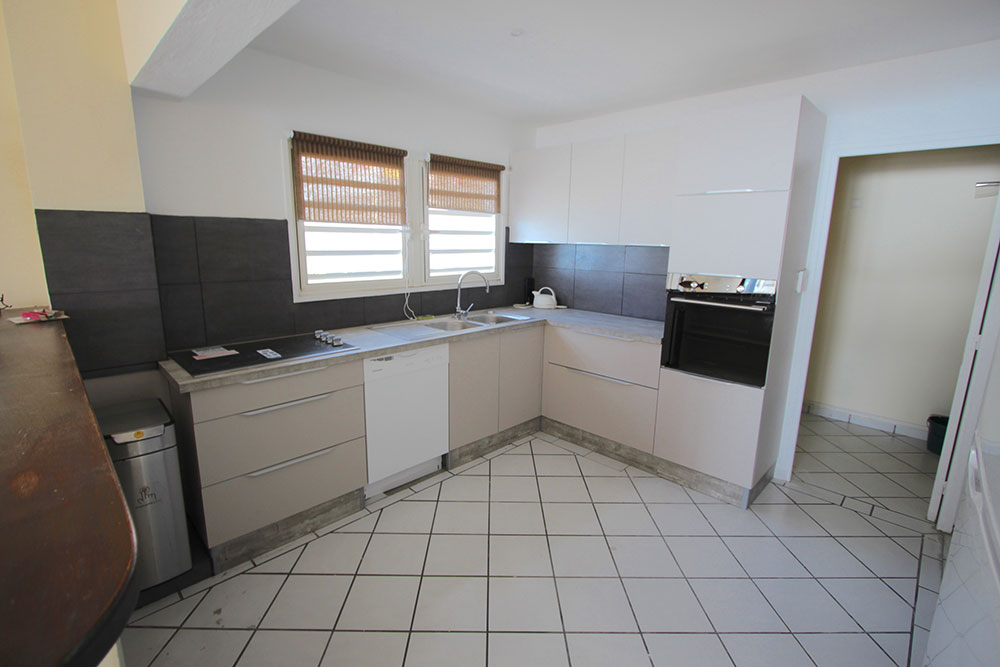 Beacon Hill Sunset Apartments