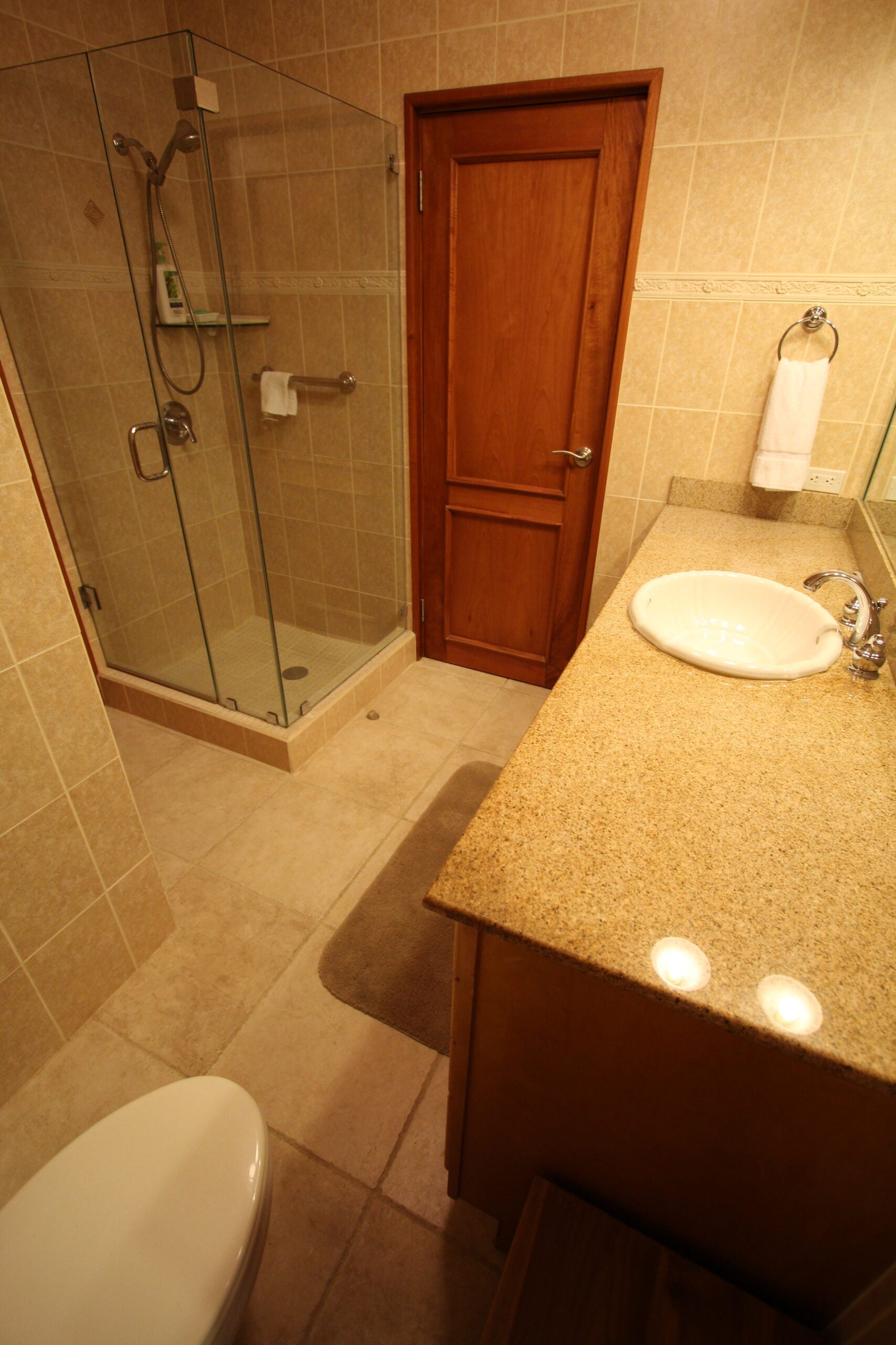 Rainbow Beach Club 8W