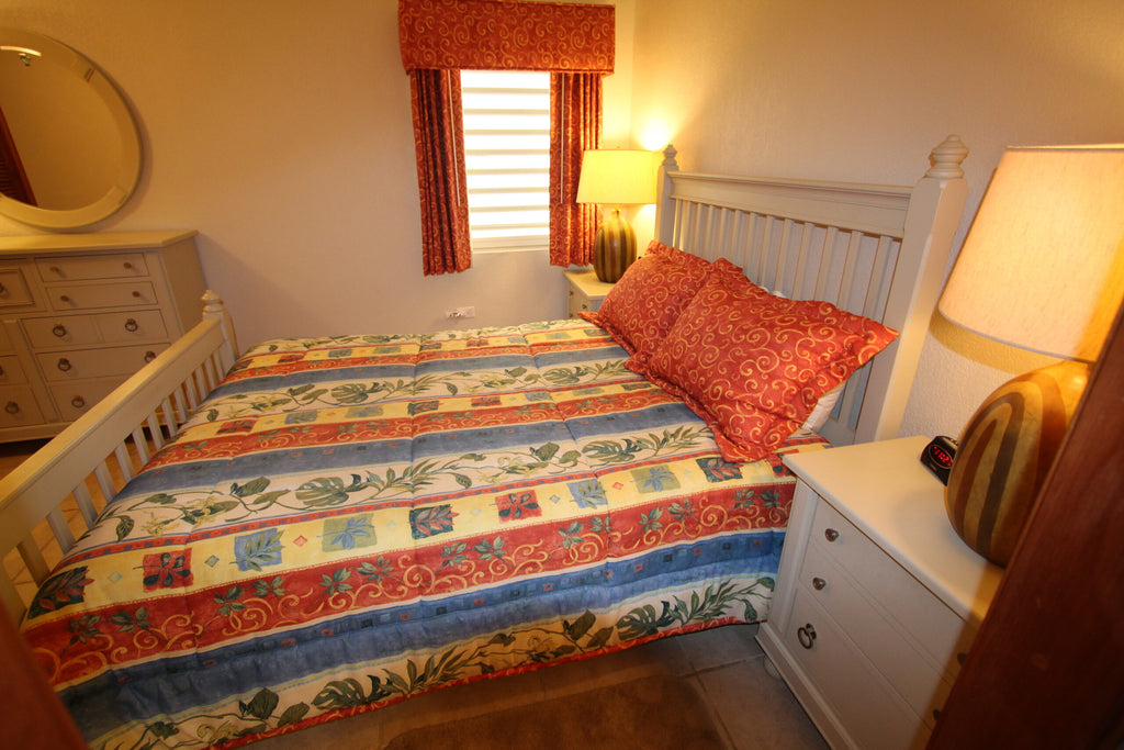 Rainbow Beach Club 8W