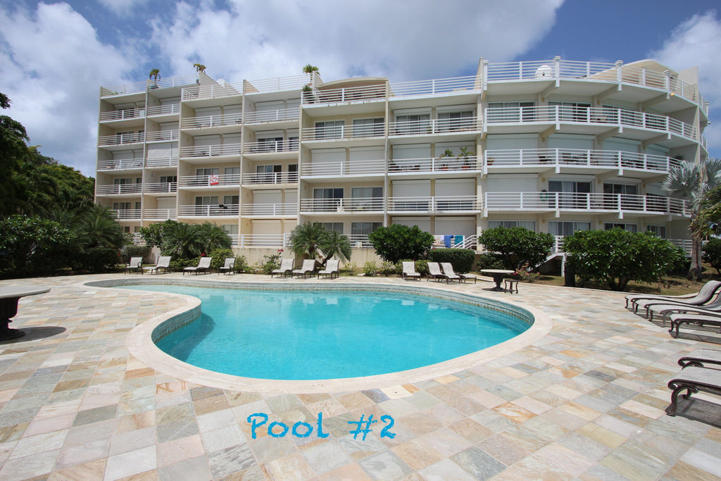 Rainbow Beach Club 8W