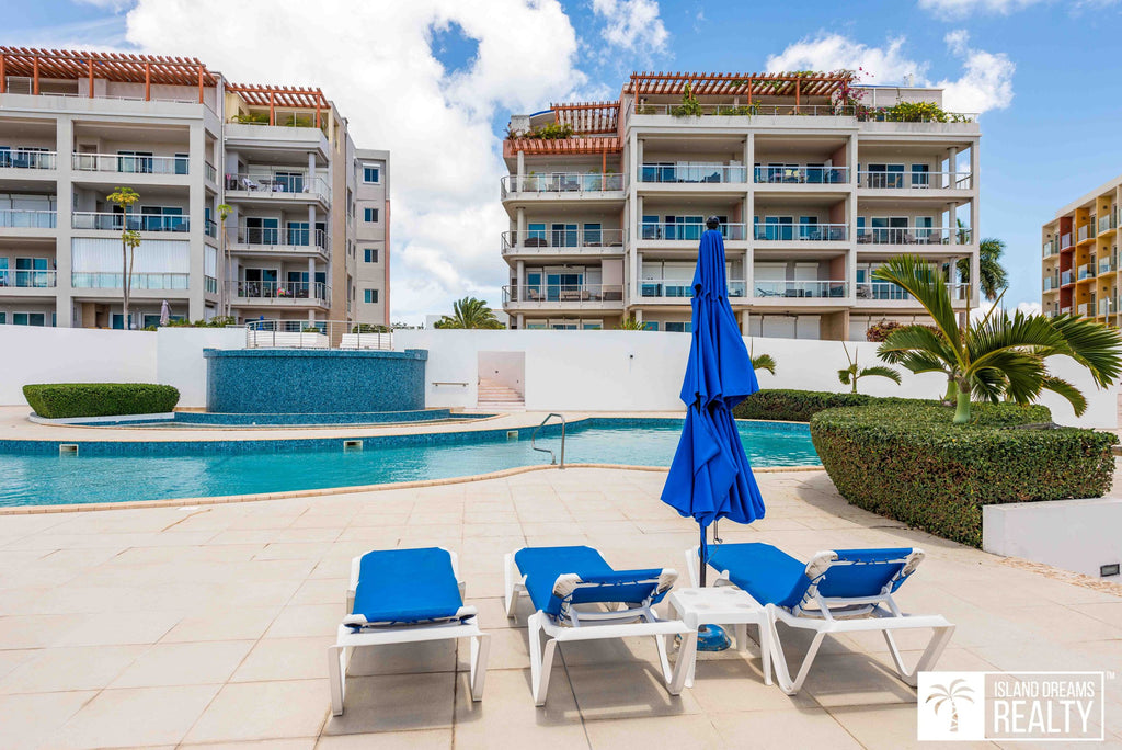 REDUCED! Blue Marine 2 Bedroom Condo With Stunning Views