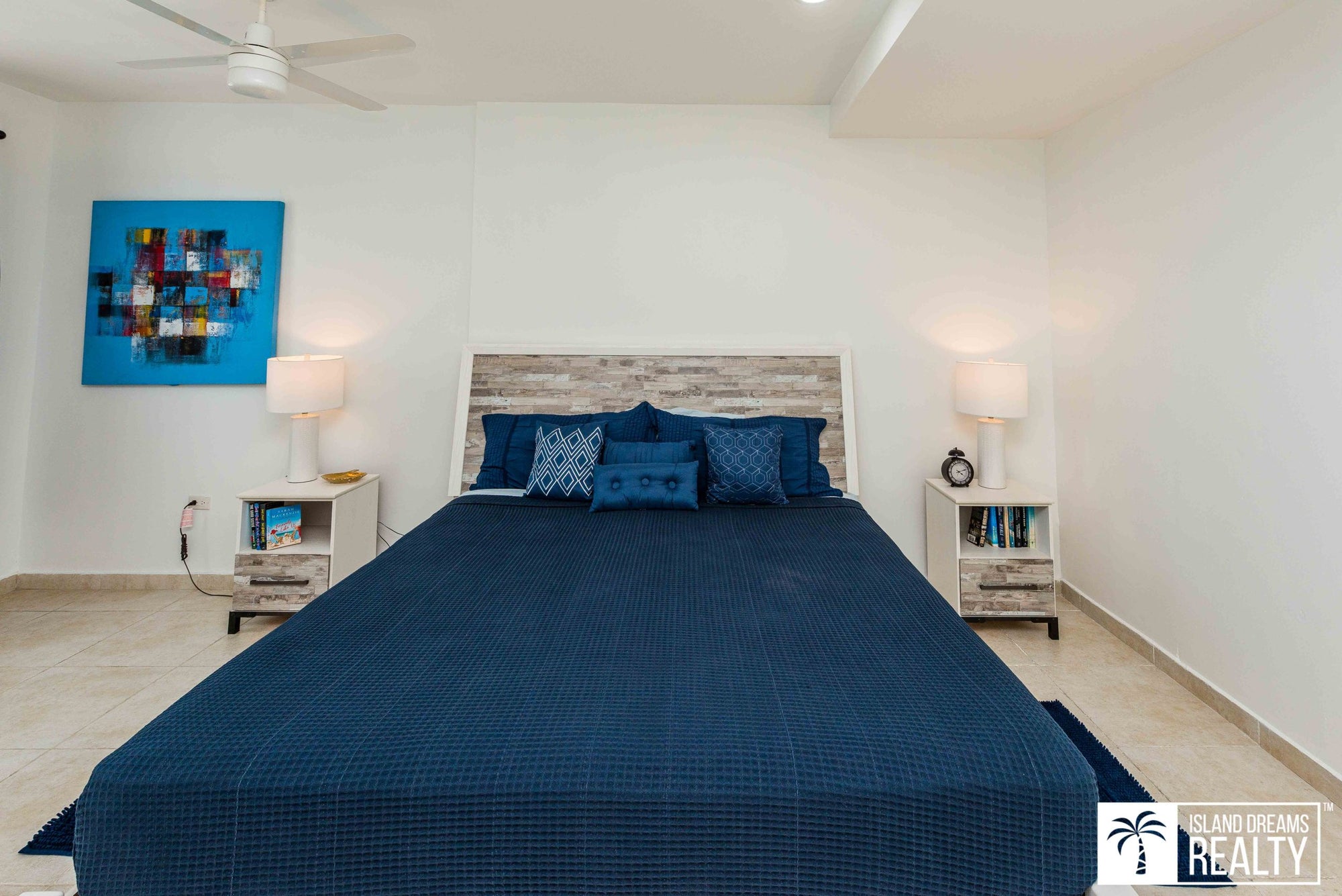 REDUCED! Blue Marine 2 Bedroom Condo With Stunning Views