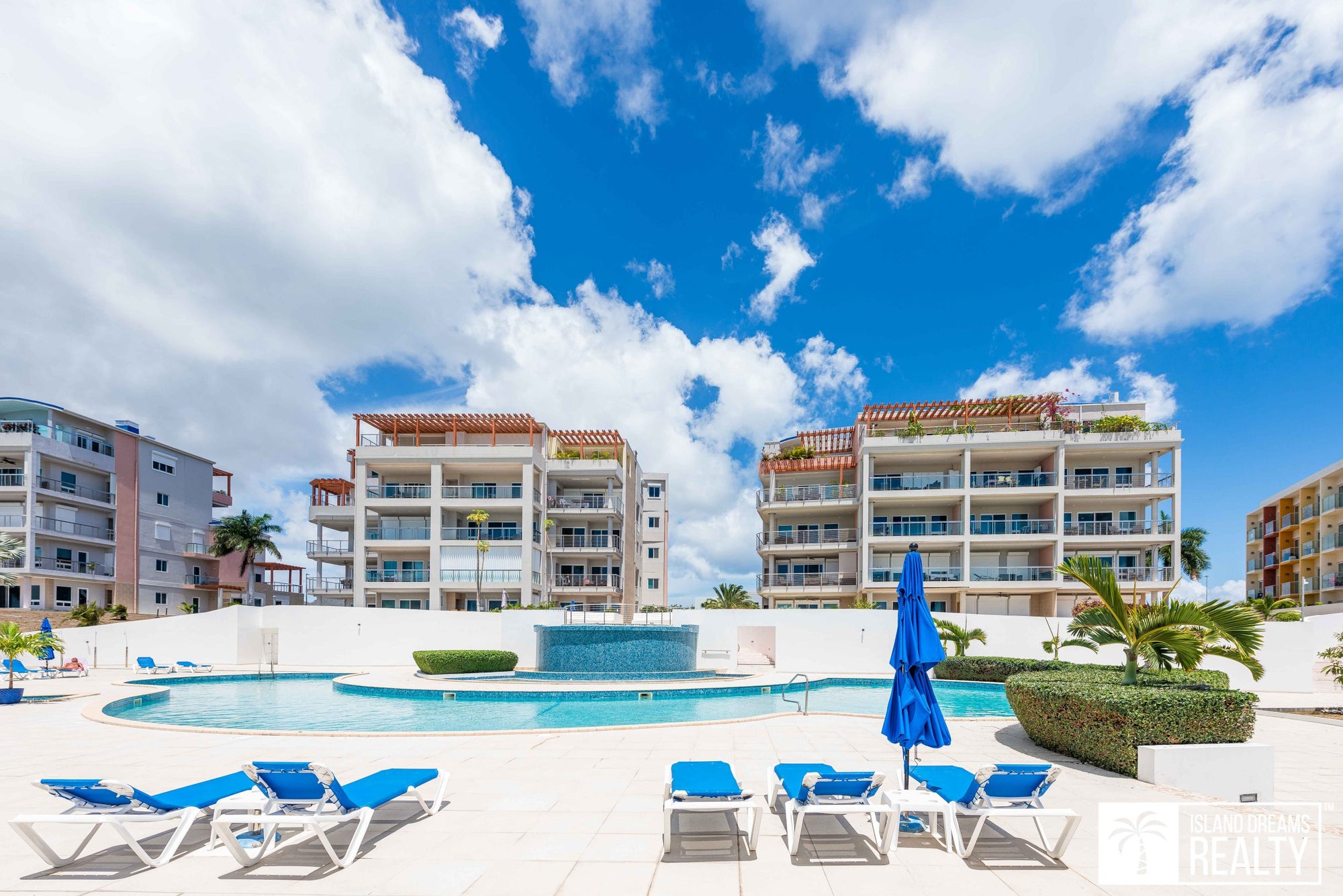 REDUCED! Blue Marine 2 Bedroom Condo With Stunning Views