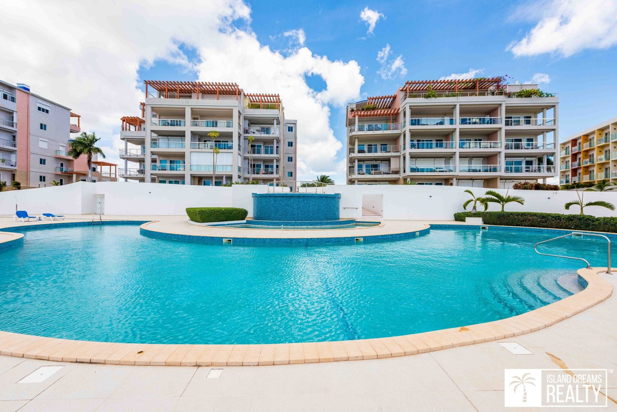REDUCED! Blue Marine 2 Bedroom Condo With Stunning Views