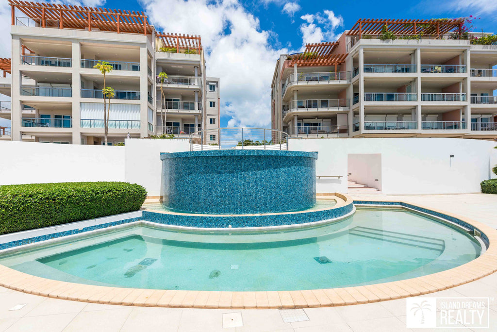 REDUCED! Blue Marine 2 Bedroom Condo With Stunning Views