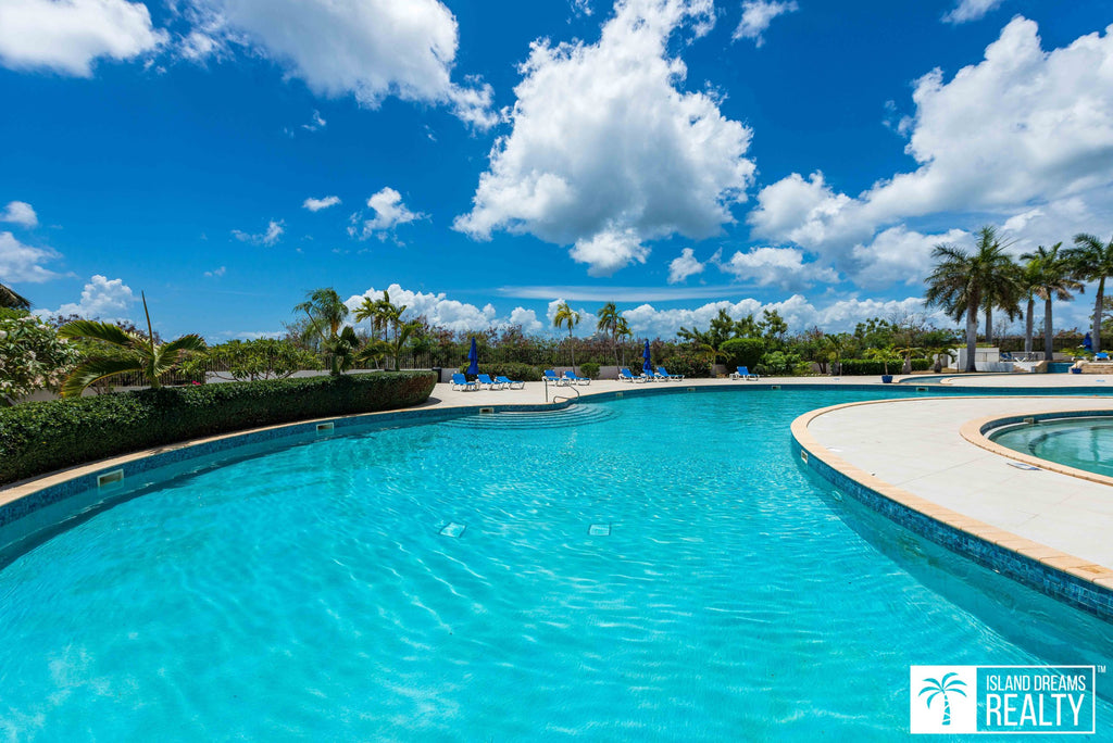 REDUCED! Blue Marine 2 Bedroom Condo With Stunning Views