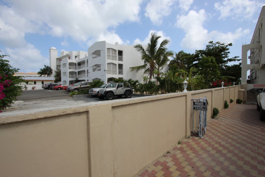 Simpson Bay 6 Ocean Front Condos