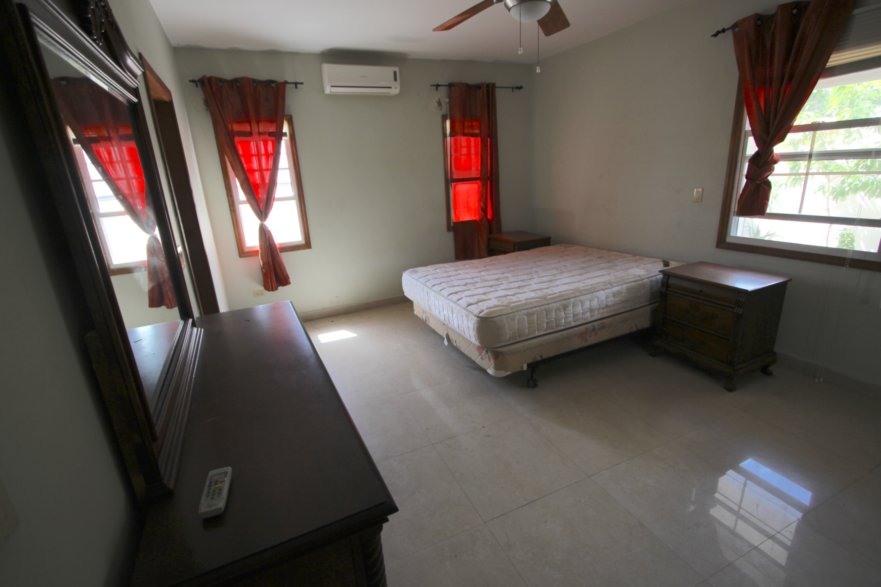 Simpson Bay 6 Ocean Front Condos