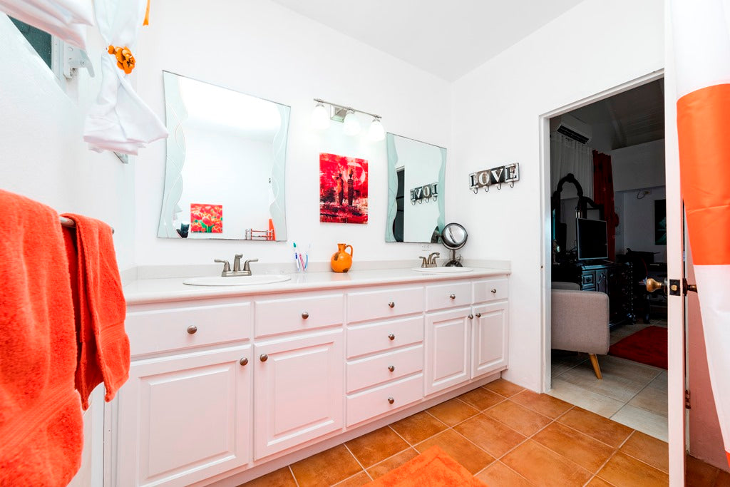 REDUCED! Villa Chere, Guana Bay