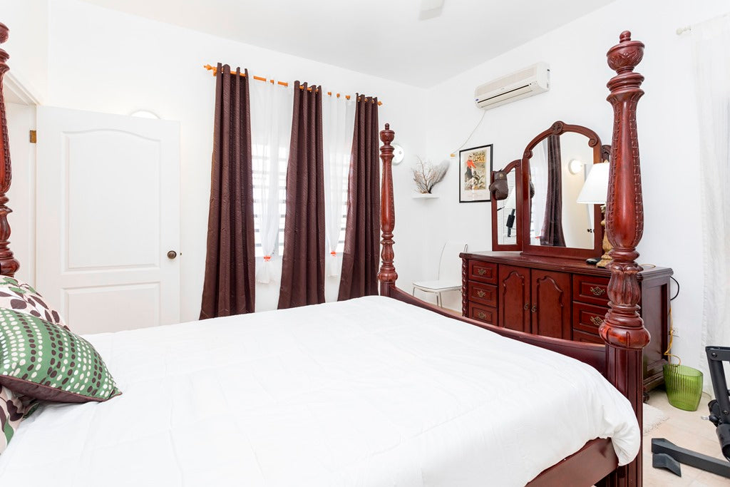 REDUCED! Villa Chere, Guana Bay