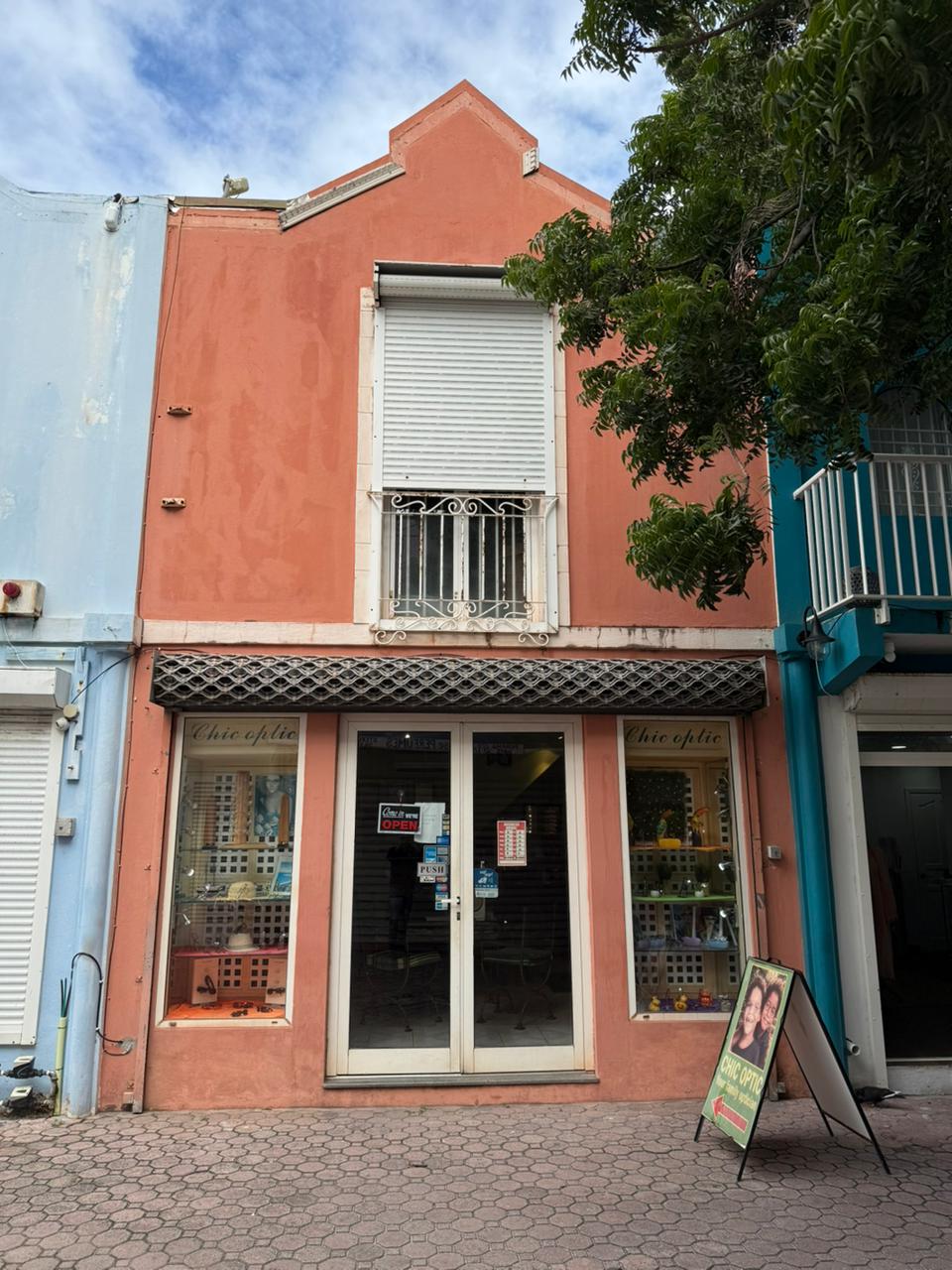 REDUCED! Chic Optic Retail Storefront – Front Street