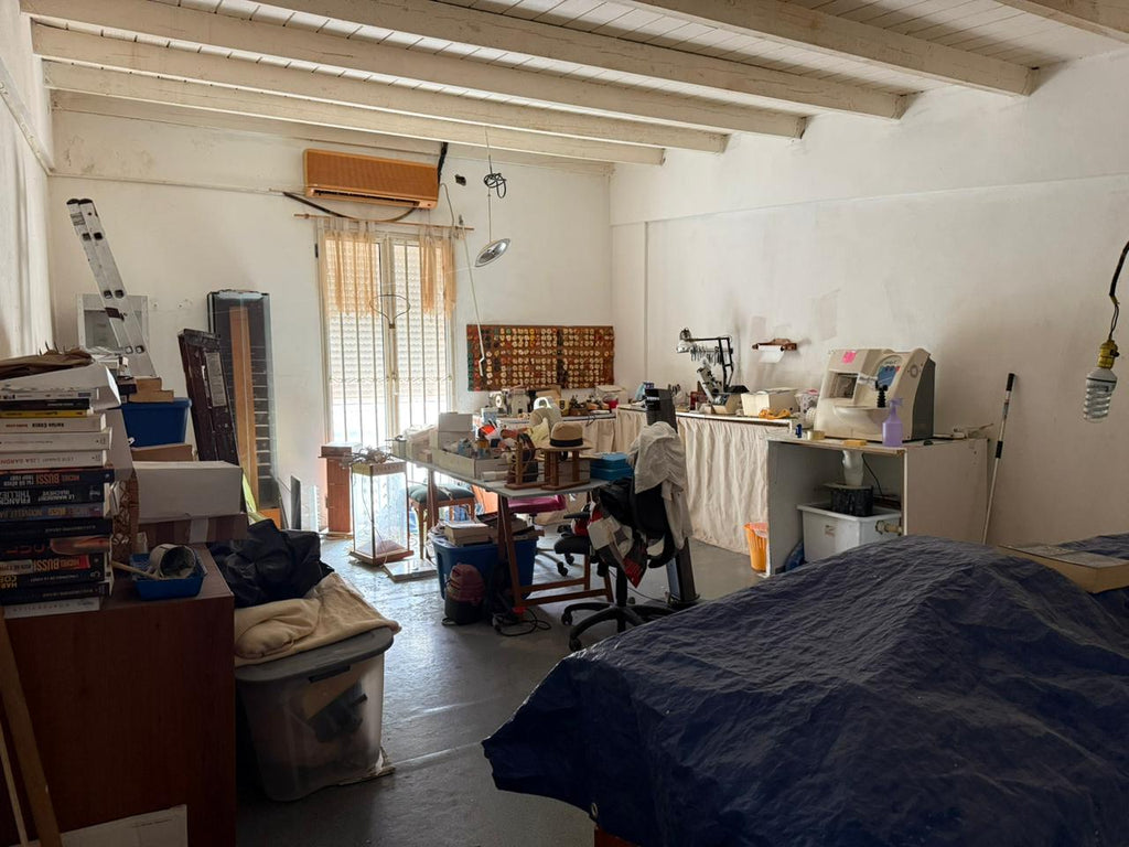 REDUCED! Chic Optic Retail Storefront – Front Street