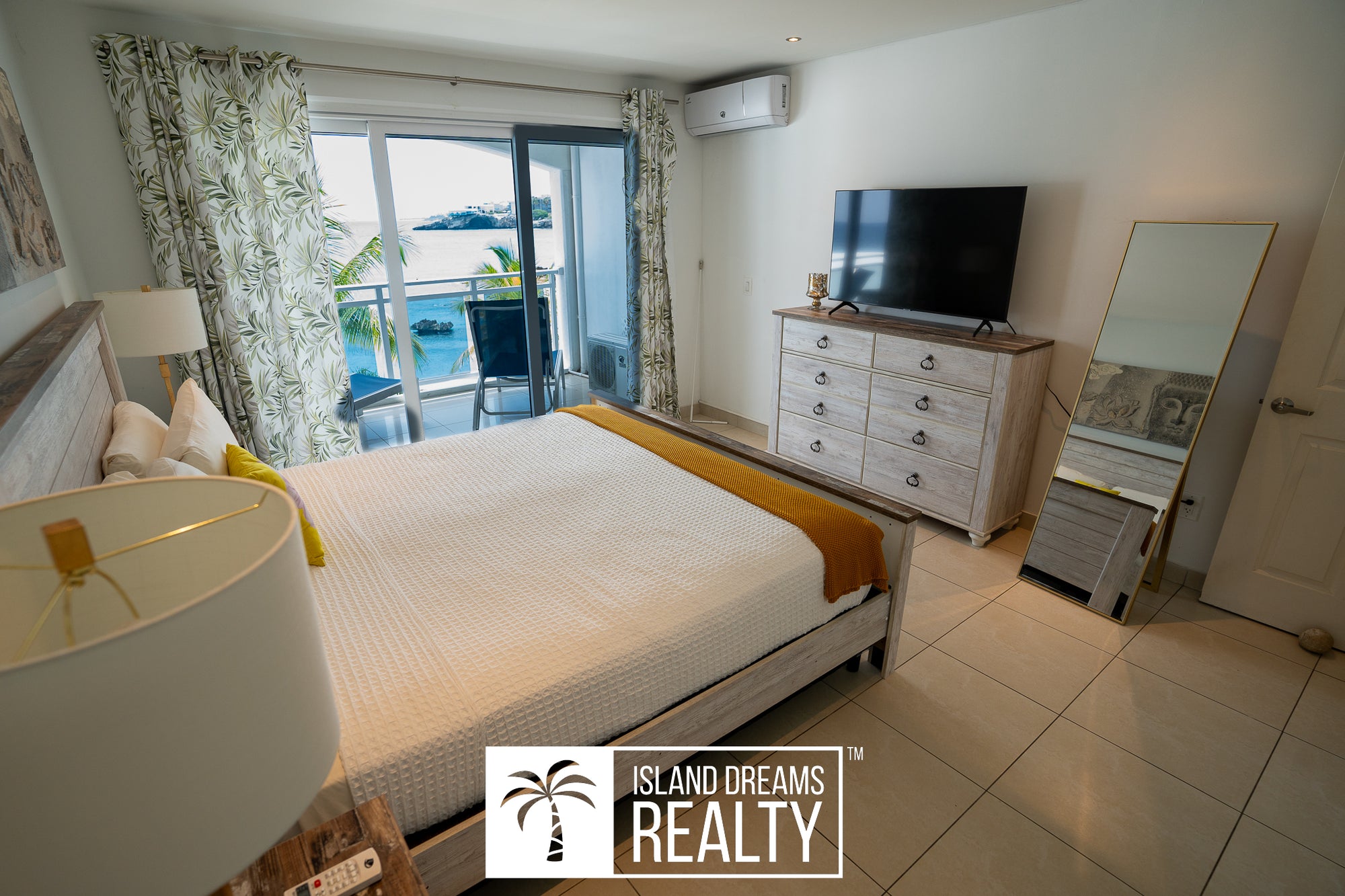 Maho Beach House