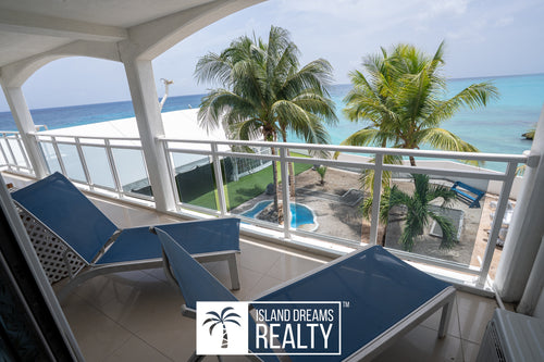 Maho Beach House