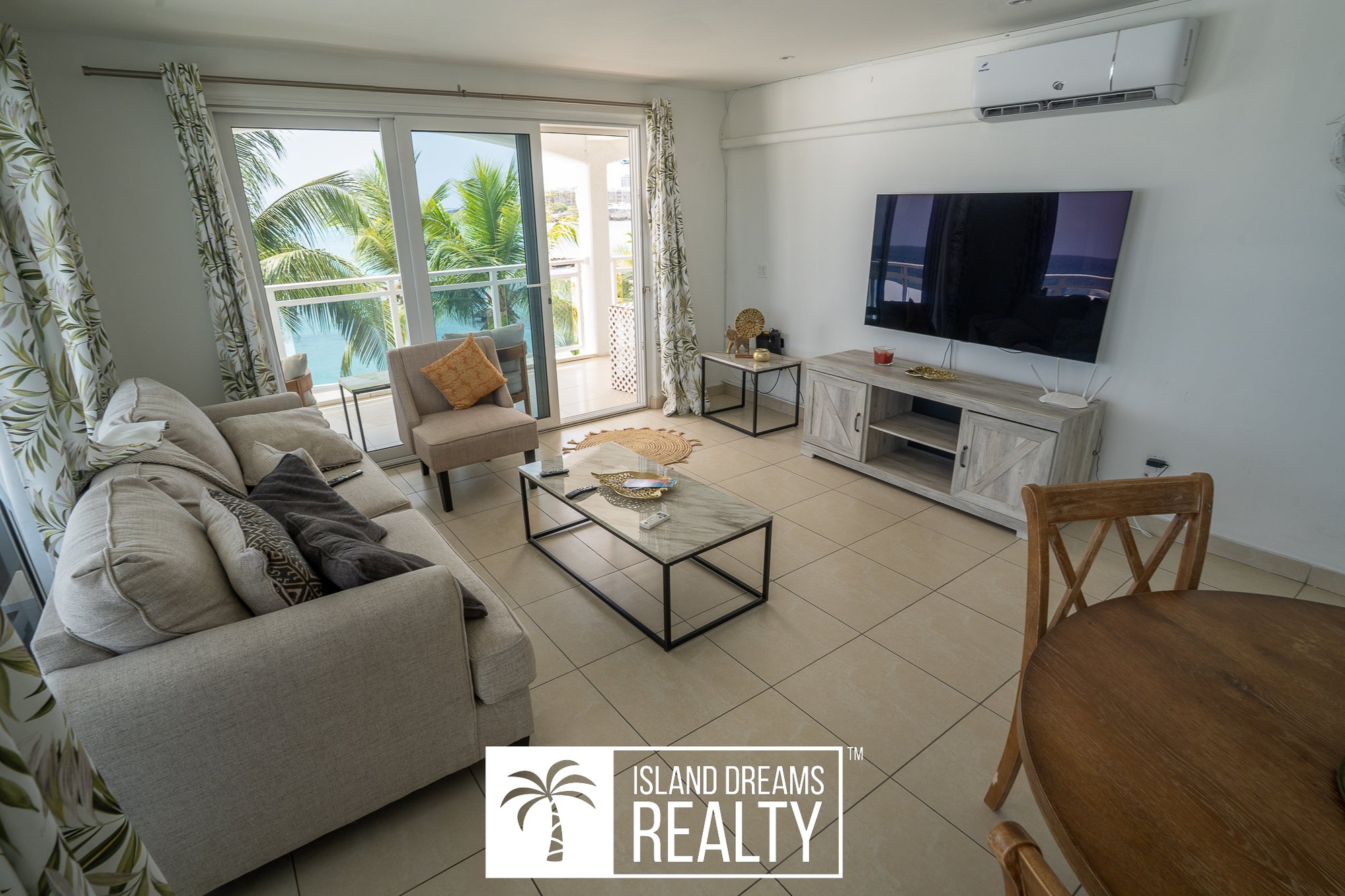Maho Beach House