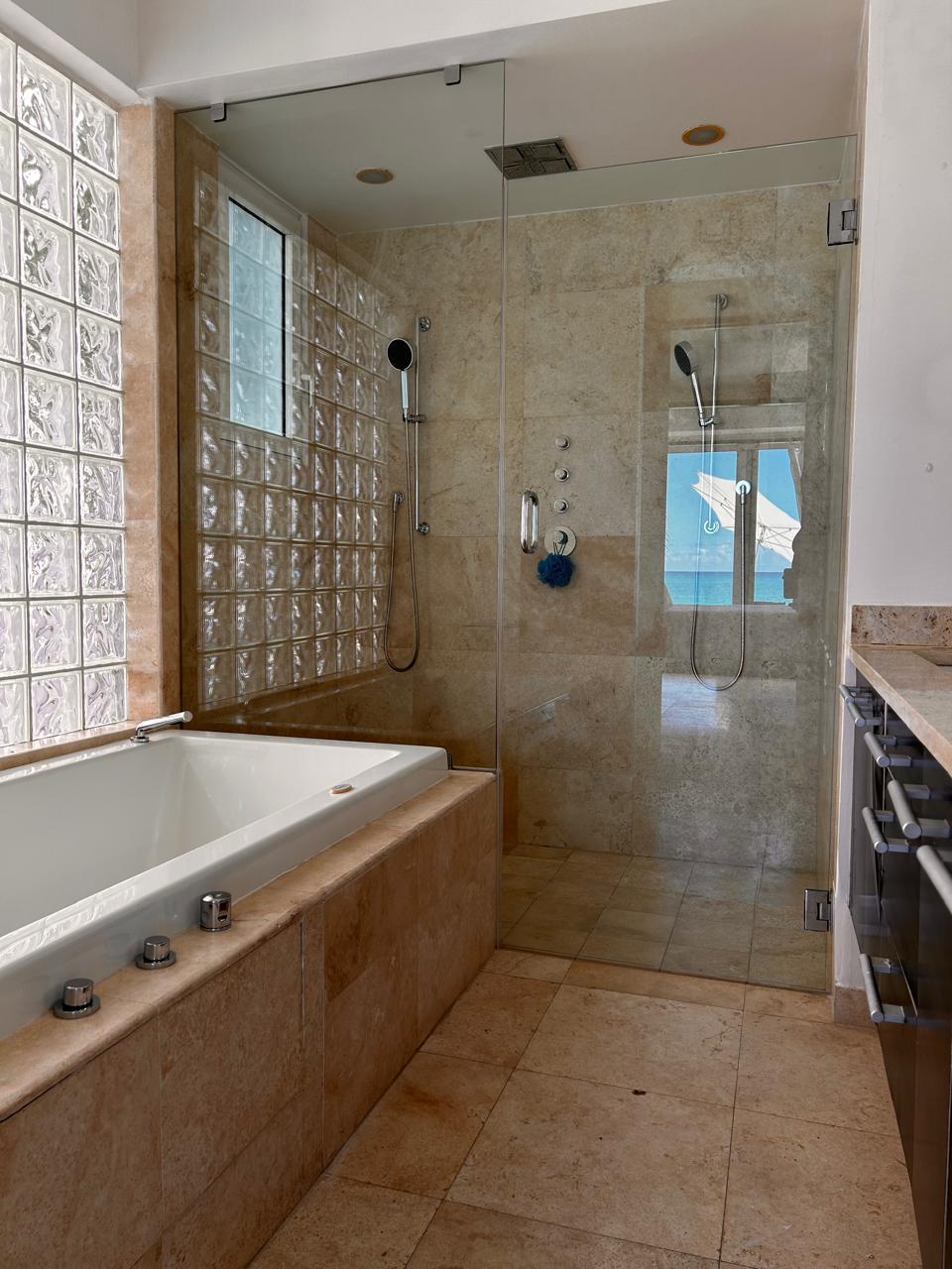 Beachfront Two Bedroom Condo – Simpson Bay