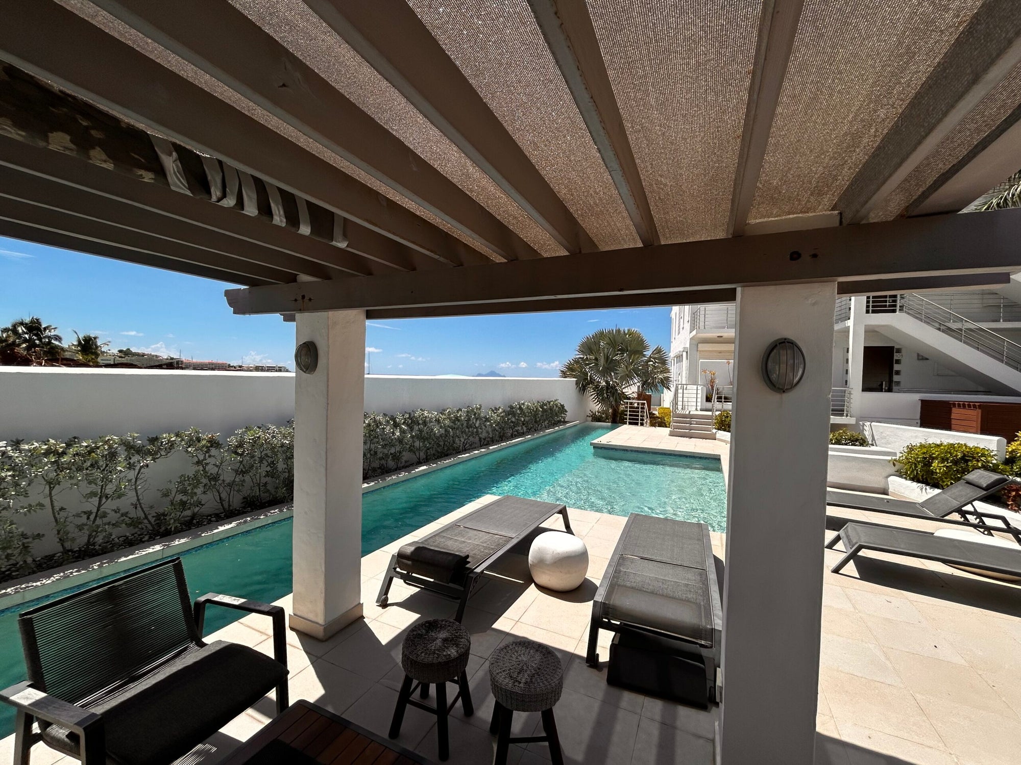 Beachfront Two Bedroom Condo – Simpson Bay