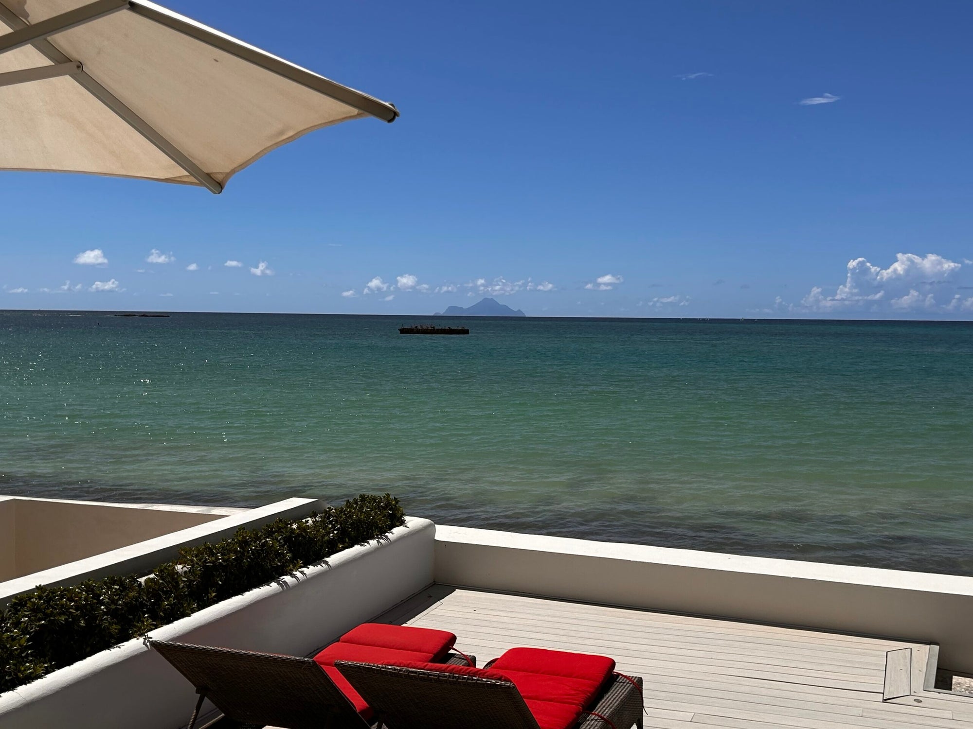 Beachfront Two Bedroom Condo – Simpson Bay