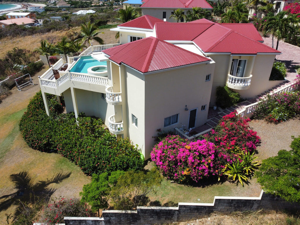 Star Villa, Red Pond