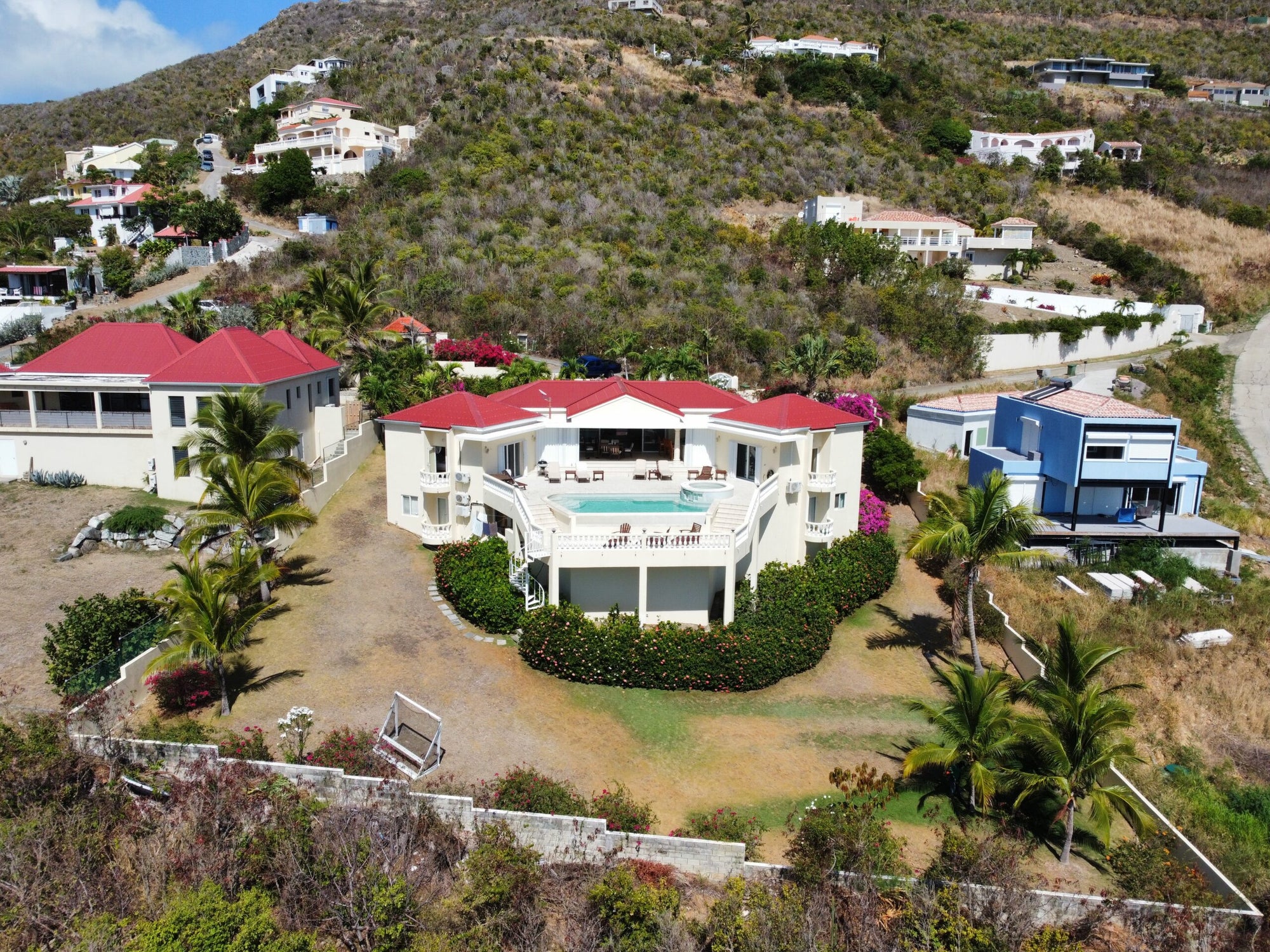 Star Villa, Red Pond