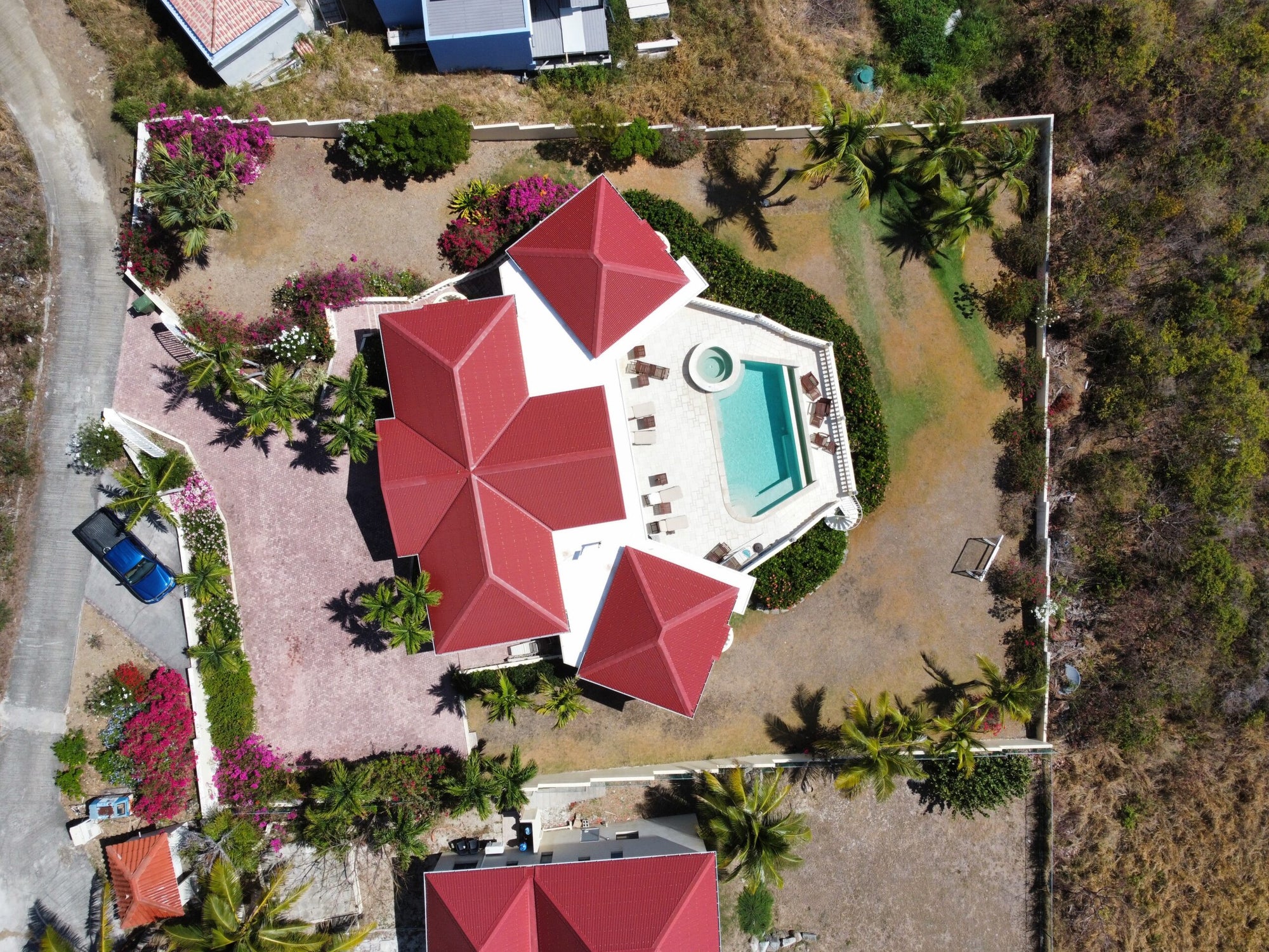 Star Villa, Red Pond