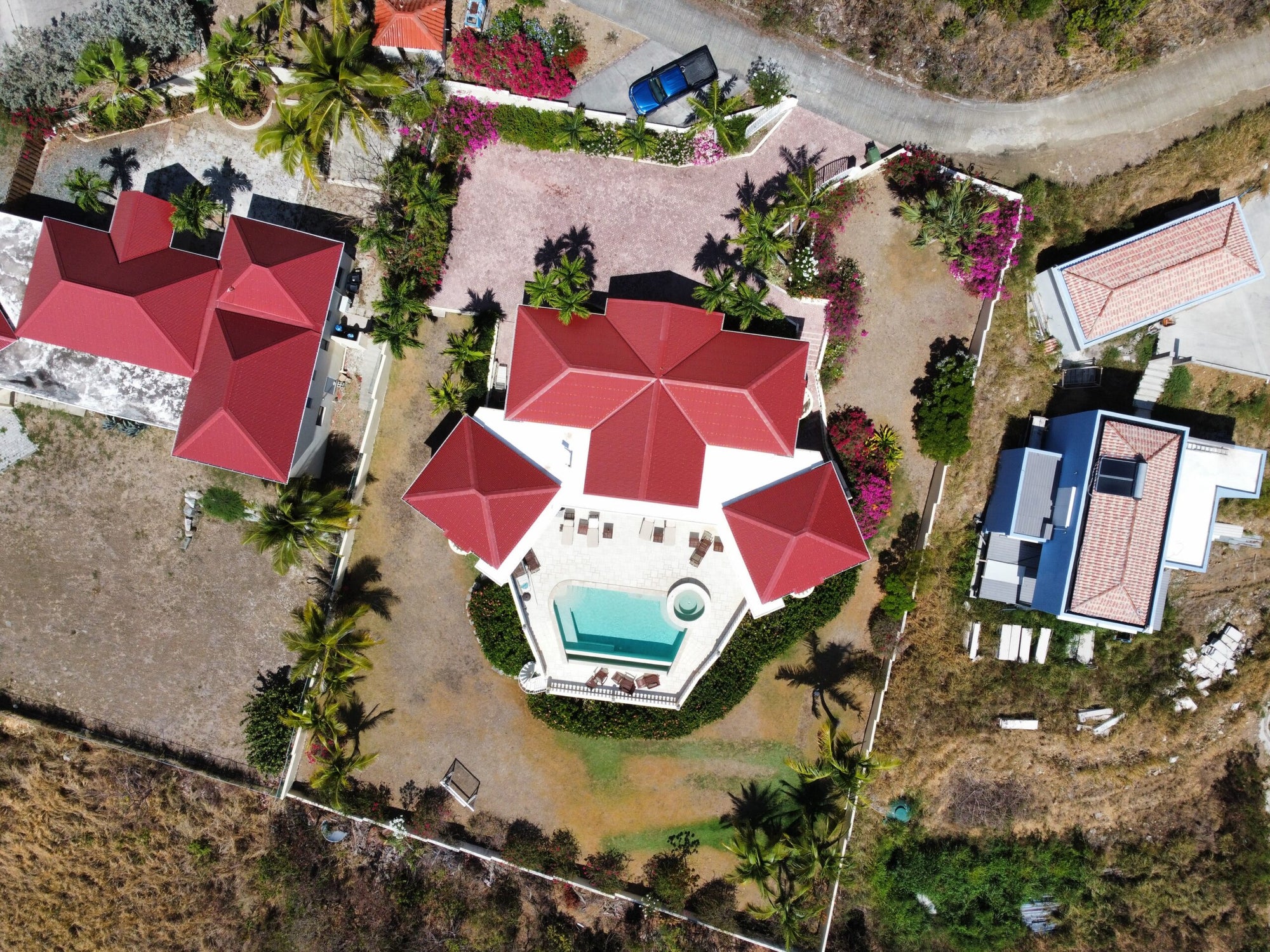 Star Villa, Red Pond