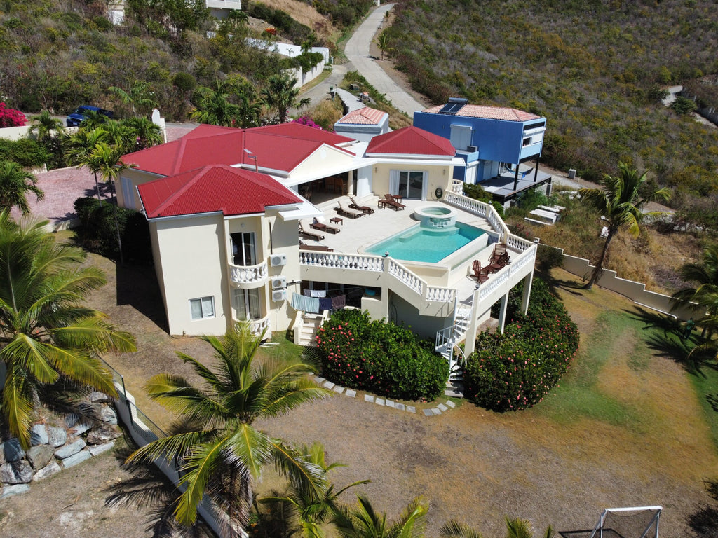 Star Villa, Red Pond