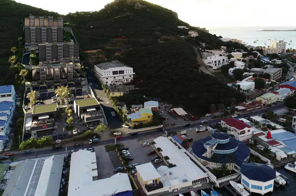 The Hills Residence – Condos