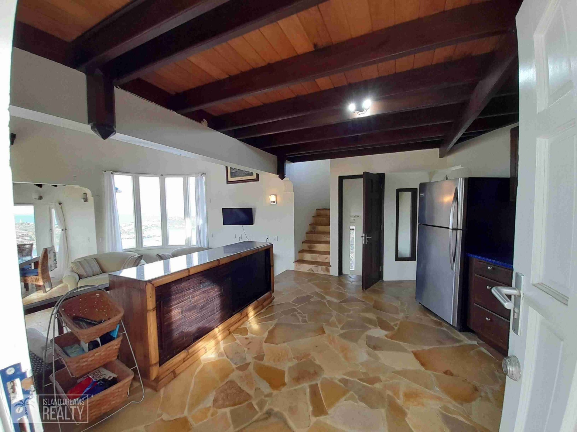 REDUCED! Villa Serendipity- Oyster Pond