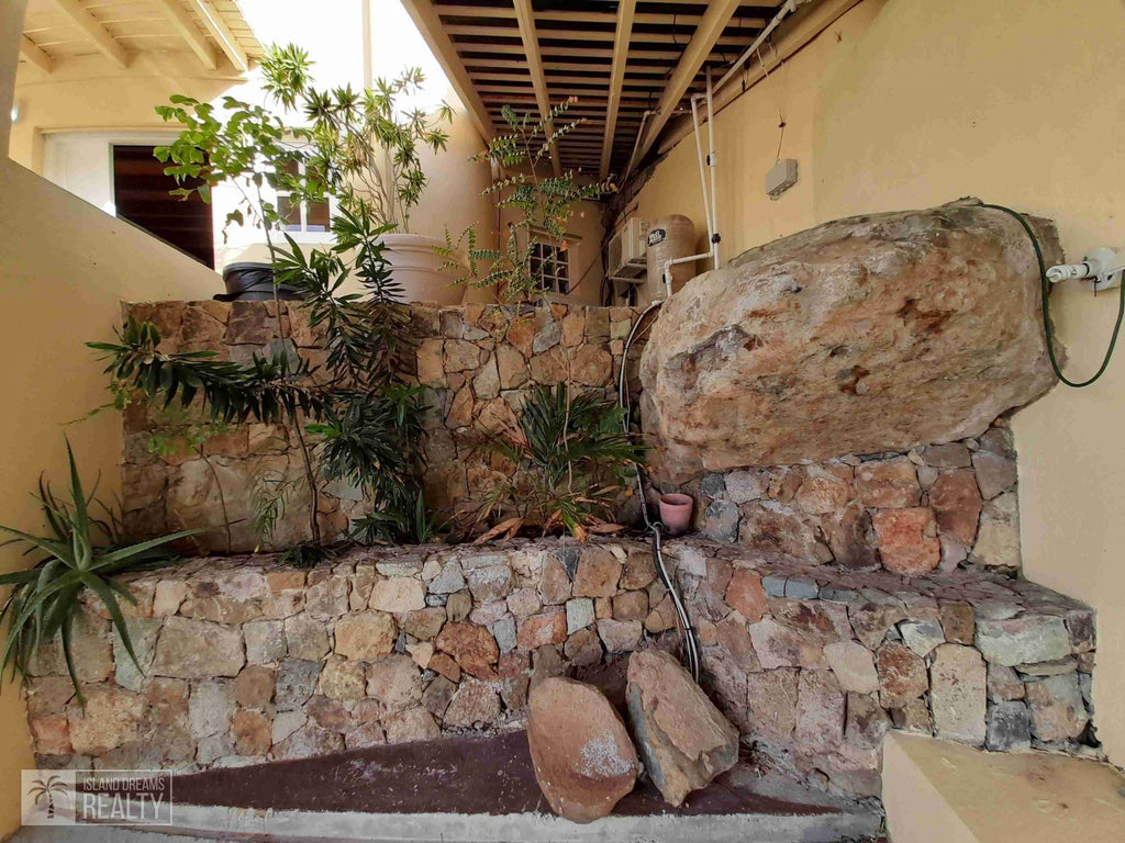 REDUCED! Villa Serendipity- Oyster Pond